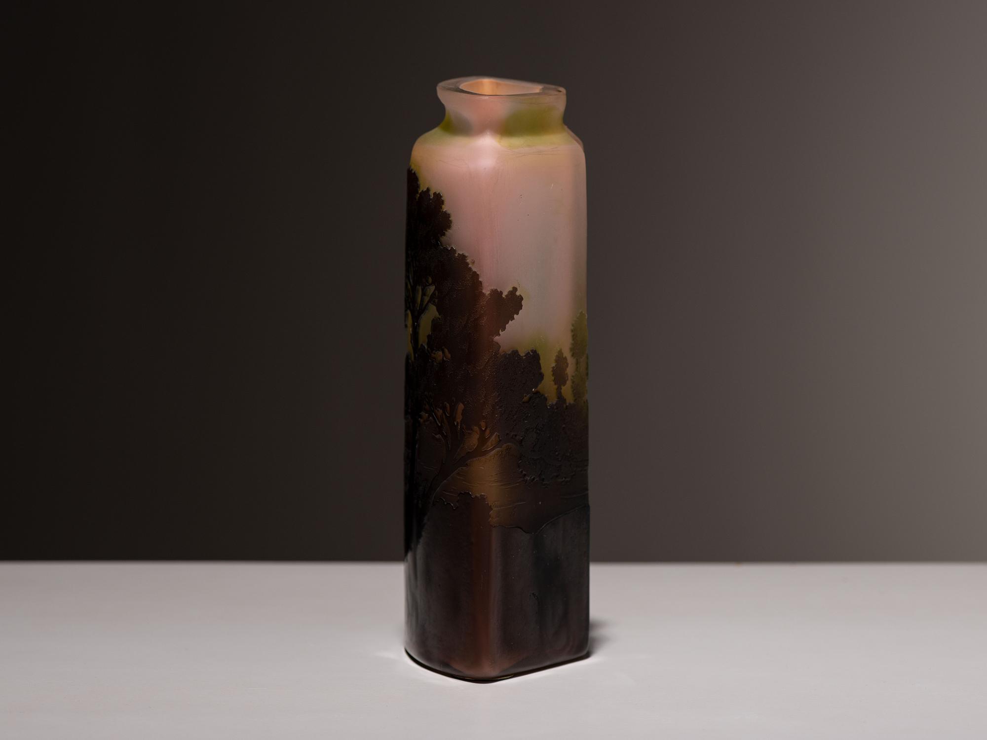 Scenic Vase