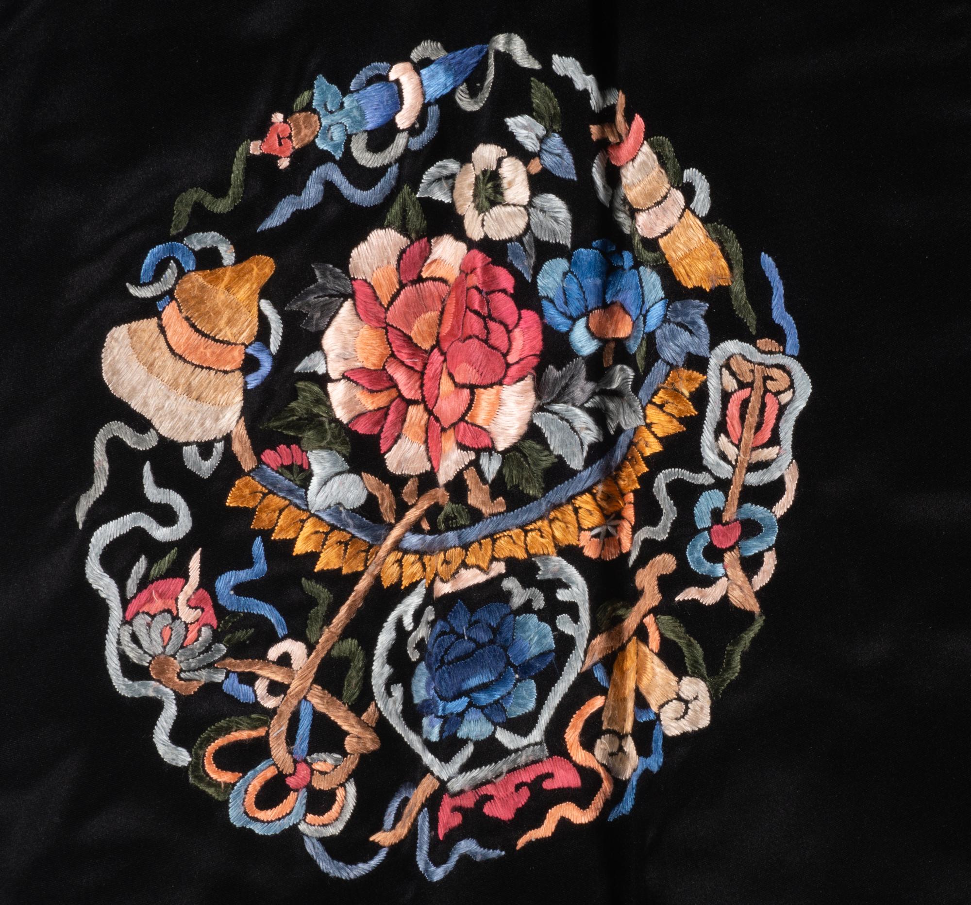 A Chinese Two-Piece Embroidered Silk Ensemble