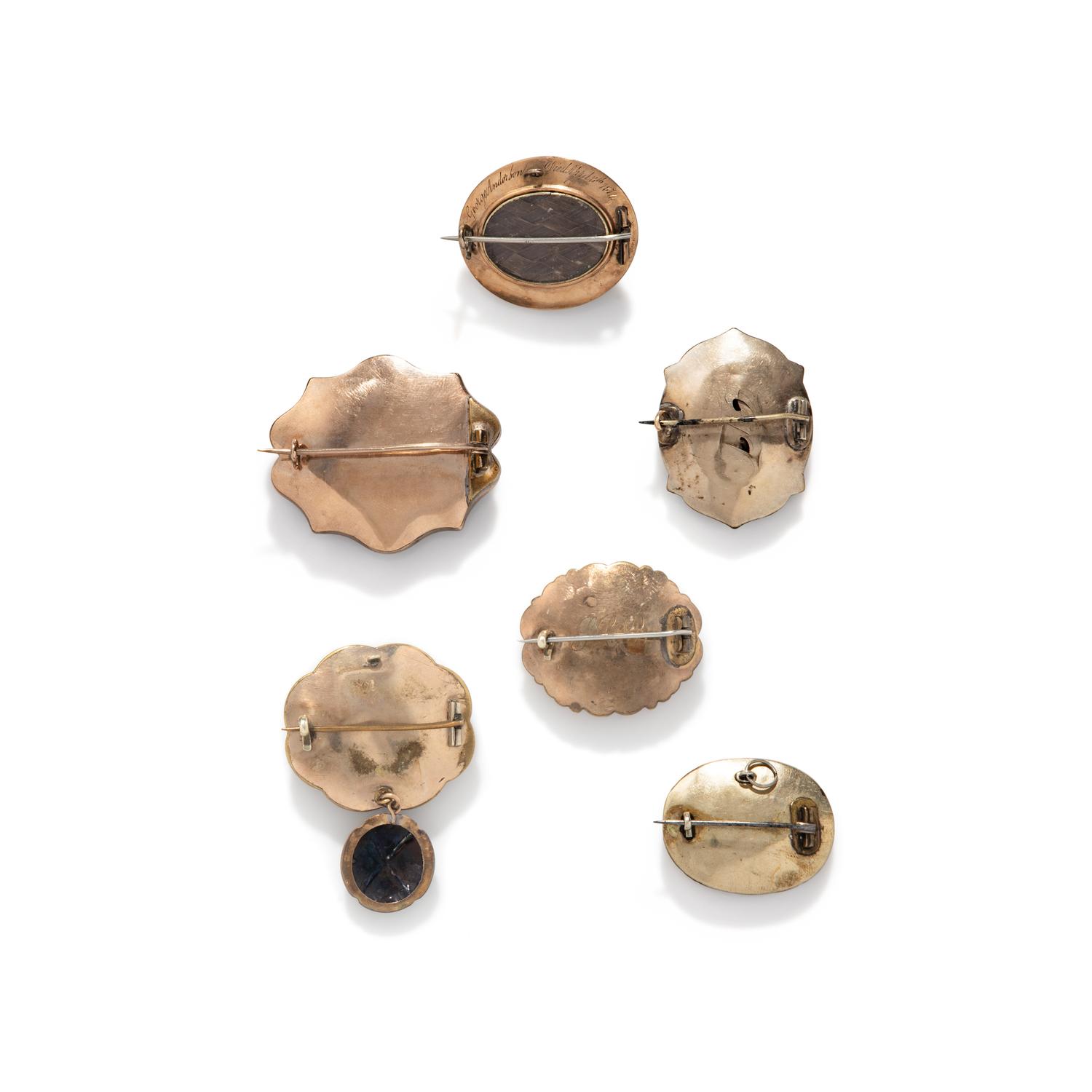 VICTORIAN, COLLECTION OF MOURNING BROOCHES