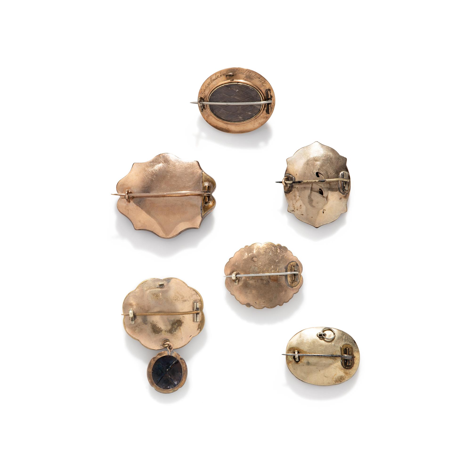 VICTORIAN, COLLECTION OF MOURNING BROOCHES