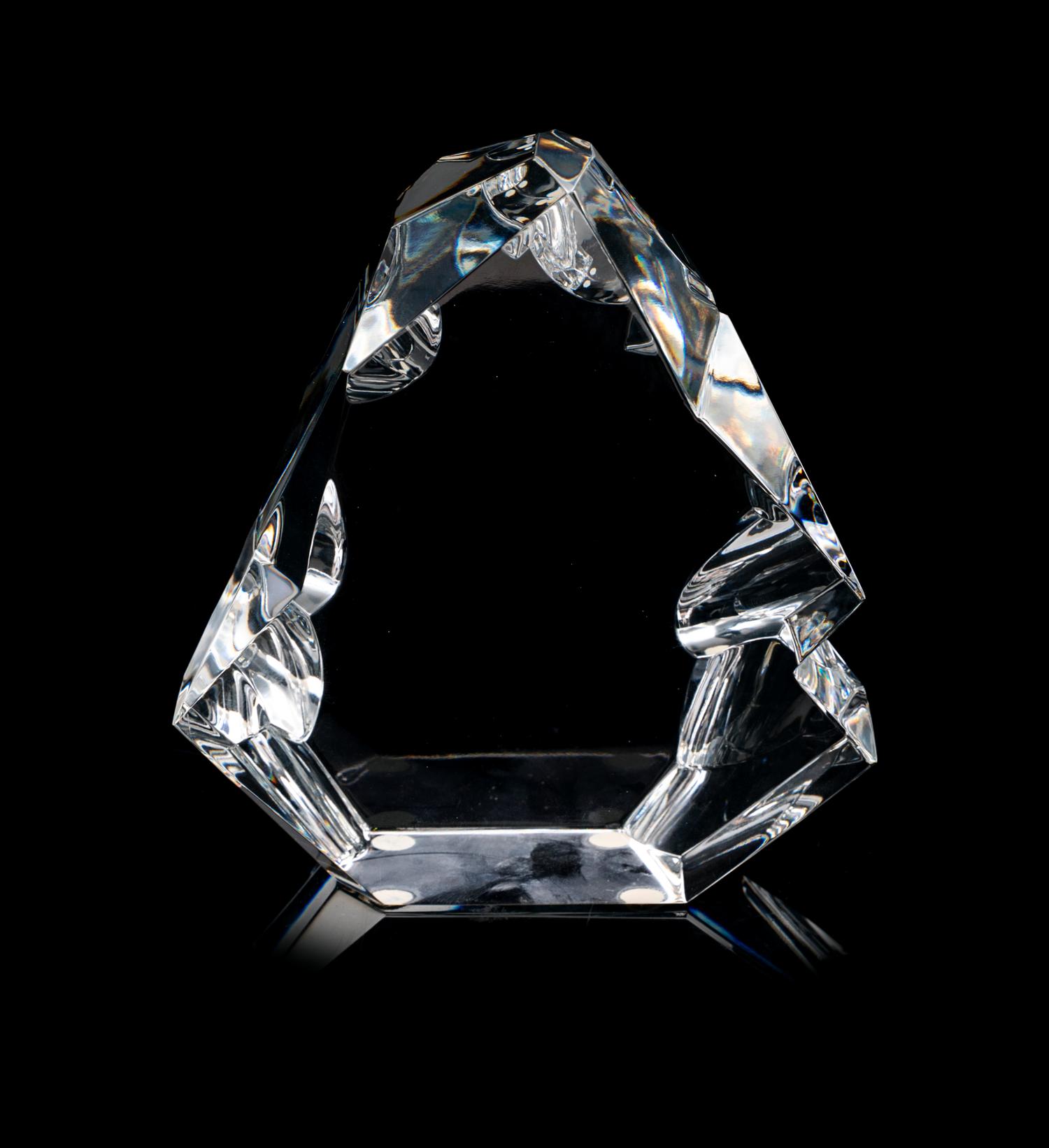 A Baccarat Modern Sculpture Height 7 1/4 inches.