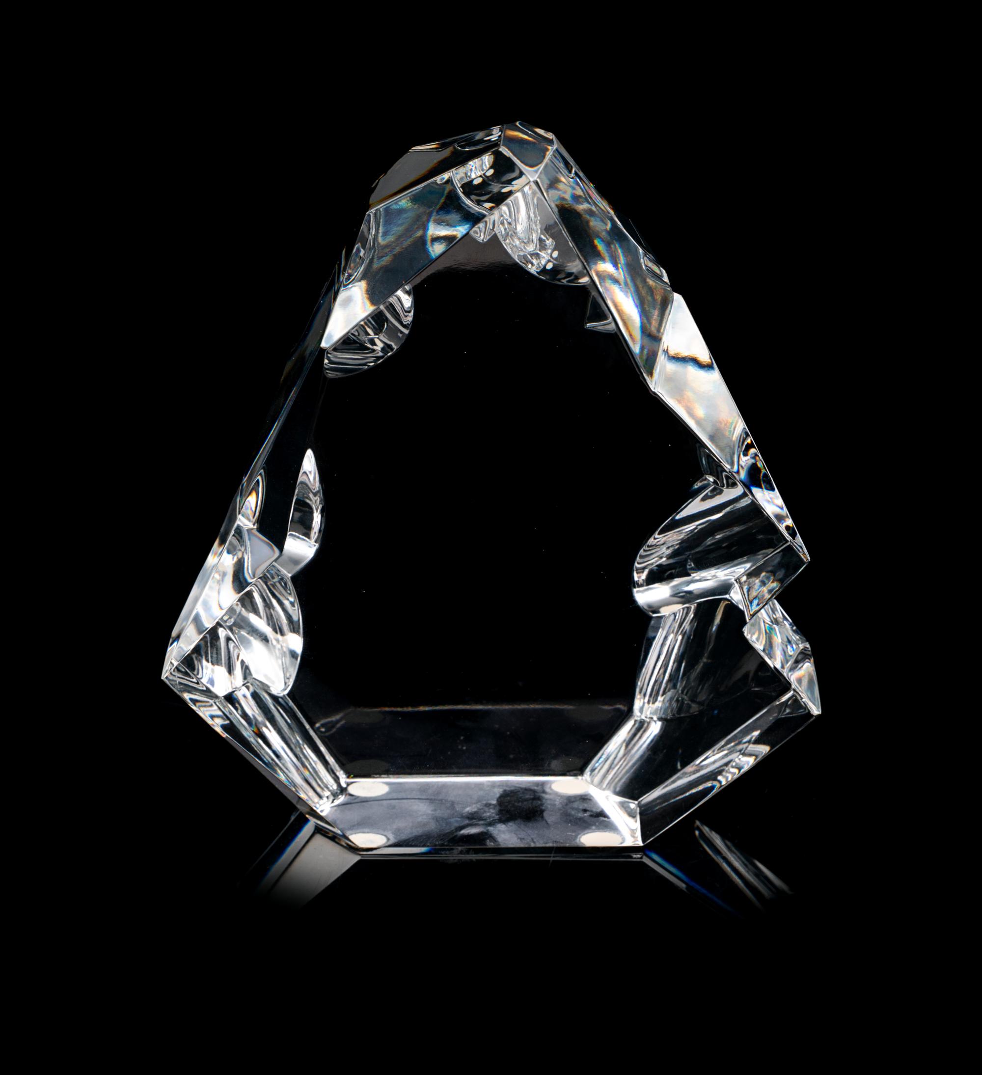 A Baccarat Modern Sculpture Height 7 1/4 inches.