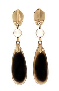 A Pair of 14 Karat Yellow Gold, Agate and Moonstone Pendant Earclips, Blyth, 7.50 dwts.