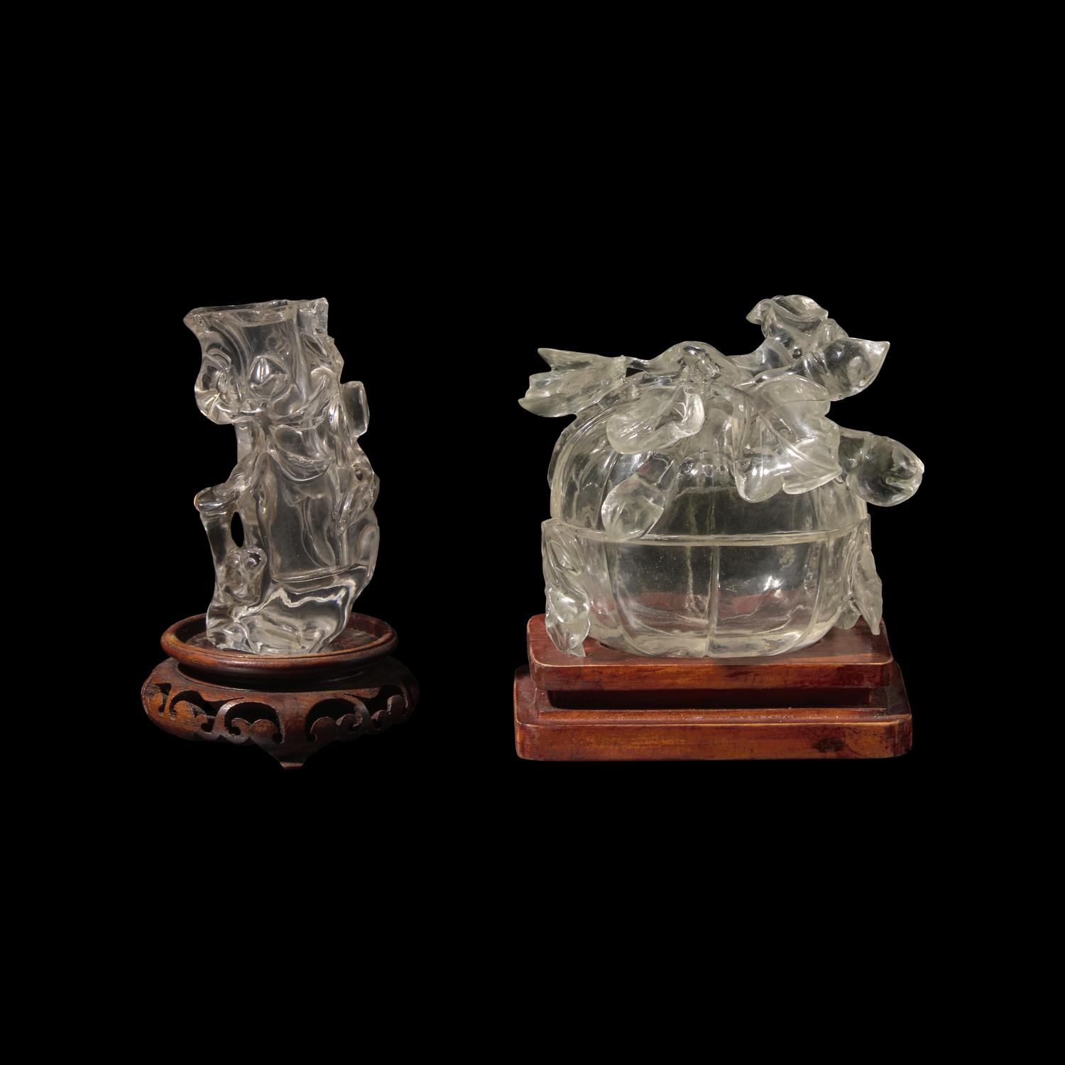 A Small Chinese Rock Crystal 'Bamboo and Peaches' Vase, and a Carved Glass 'Melon' Box and Cover, 19th-20th Century 晚清-民國 水晶竹節小花插及瓜形蓋盒