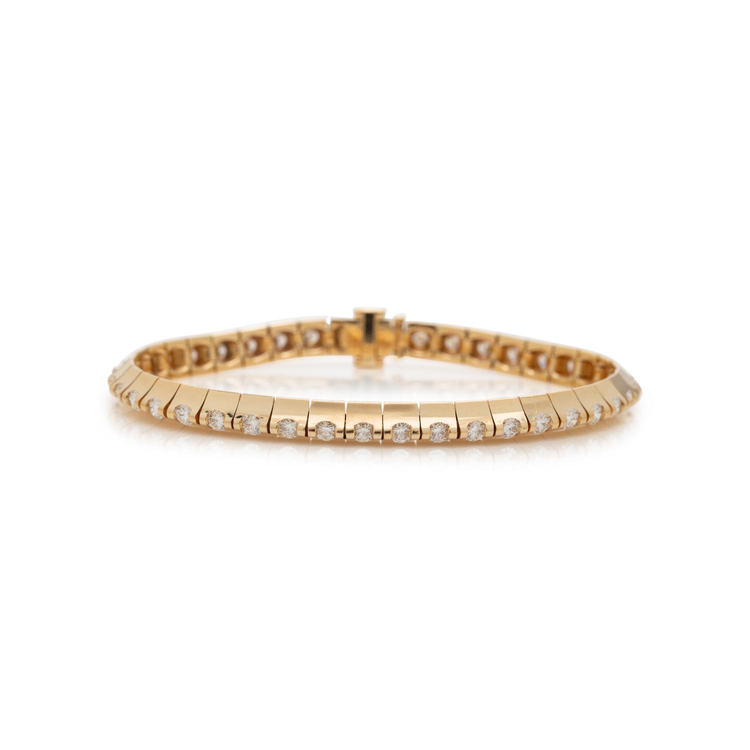 YELLOW GOLD DIAMOND BRACELET