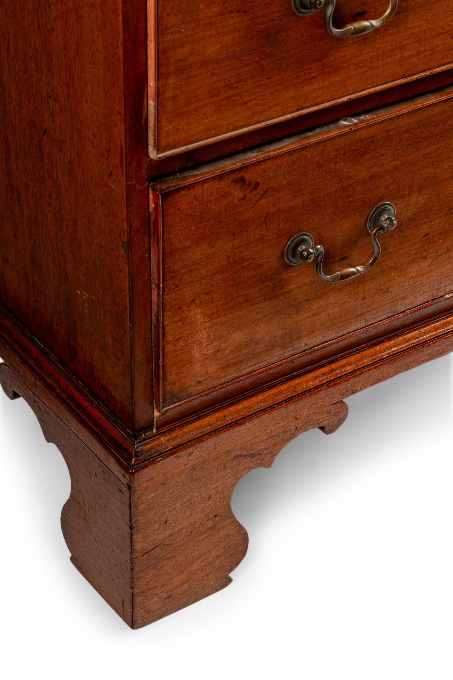 A George III Mahogany Chest on Chest — 19TH CENTURY