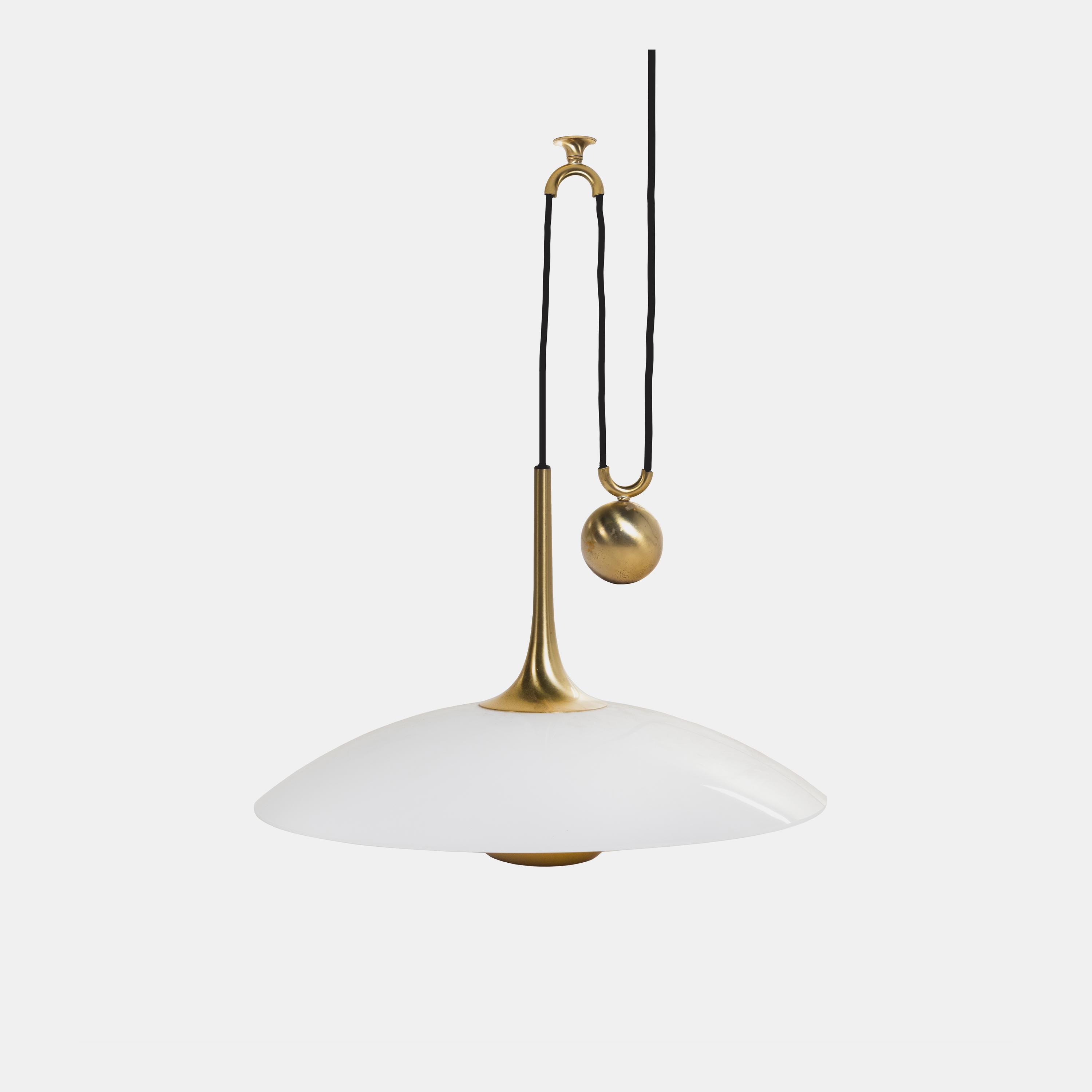 Onos Counterbalance Ceiling Fixture