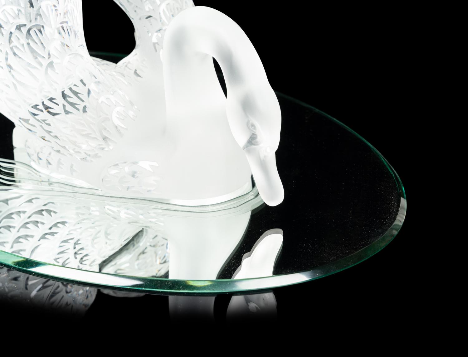 A Lalique Cygne Table Ornament and Mirror Plateau