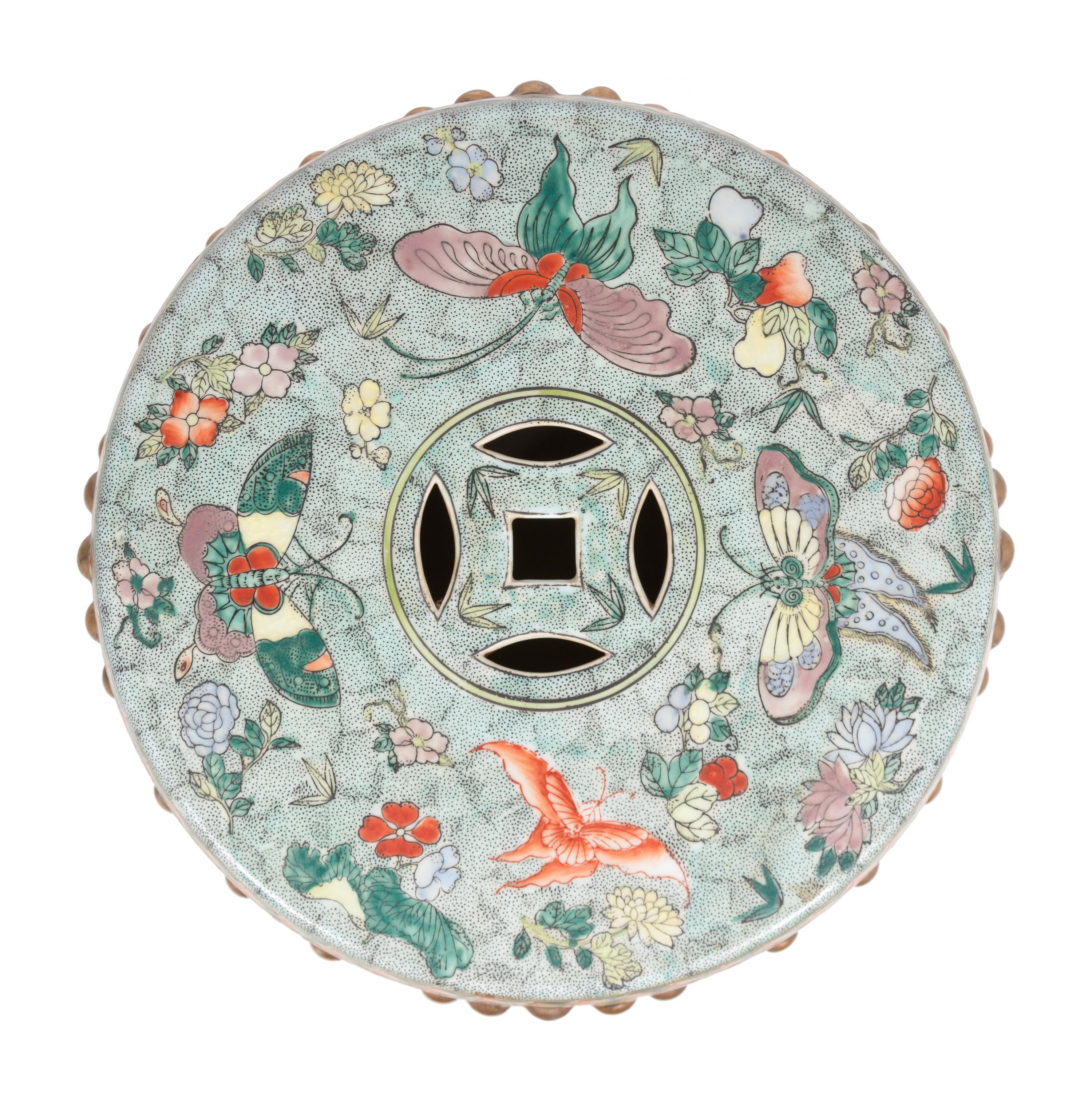 A Chinese Porcelain Garden Seat