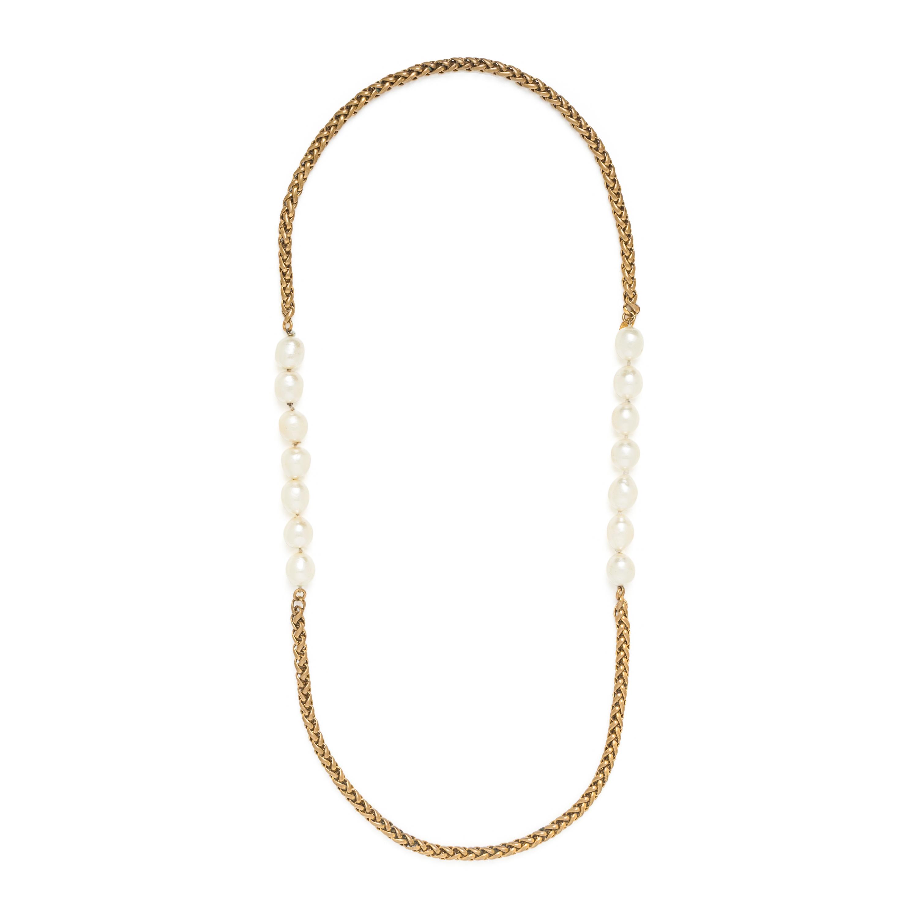 Chanel, Gripoix Pearl & Chain Sautoir