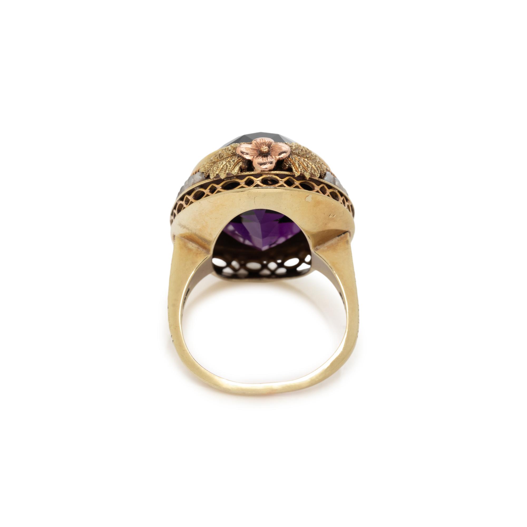 AMETHYST AND BICOLOR GOLD RING