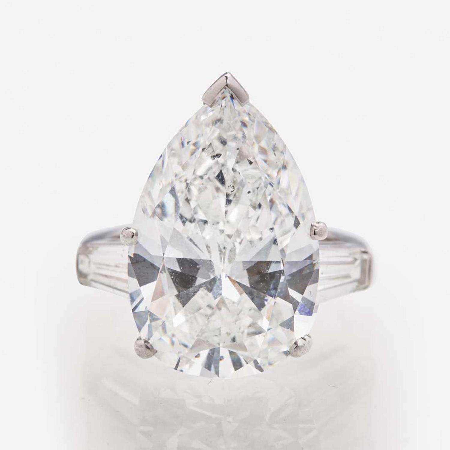 A Platinum and Diamond Ring Pear Shape 9.45 Carats, GIA Certified