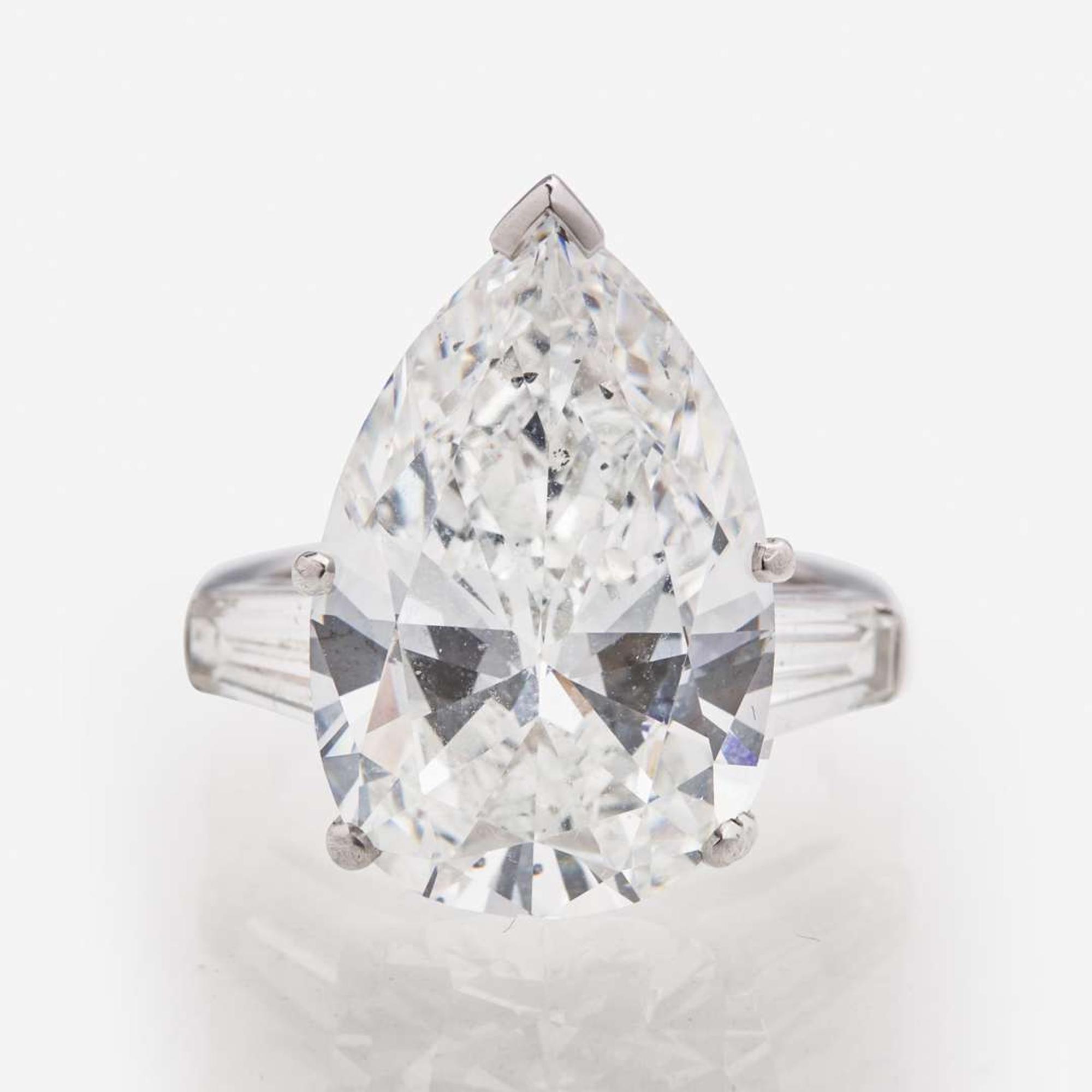 A Platinum and Diamond Ring Pear Shape 9.45 Carats, GIA Certified