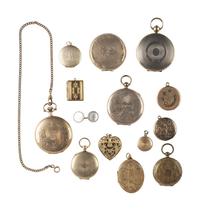 [EARLY PHOTOGRAPHY]. 15 loose round portraits with empty lockets.