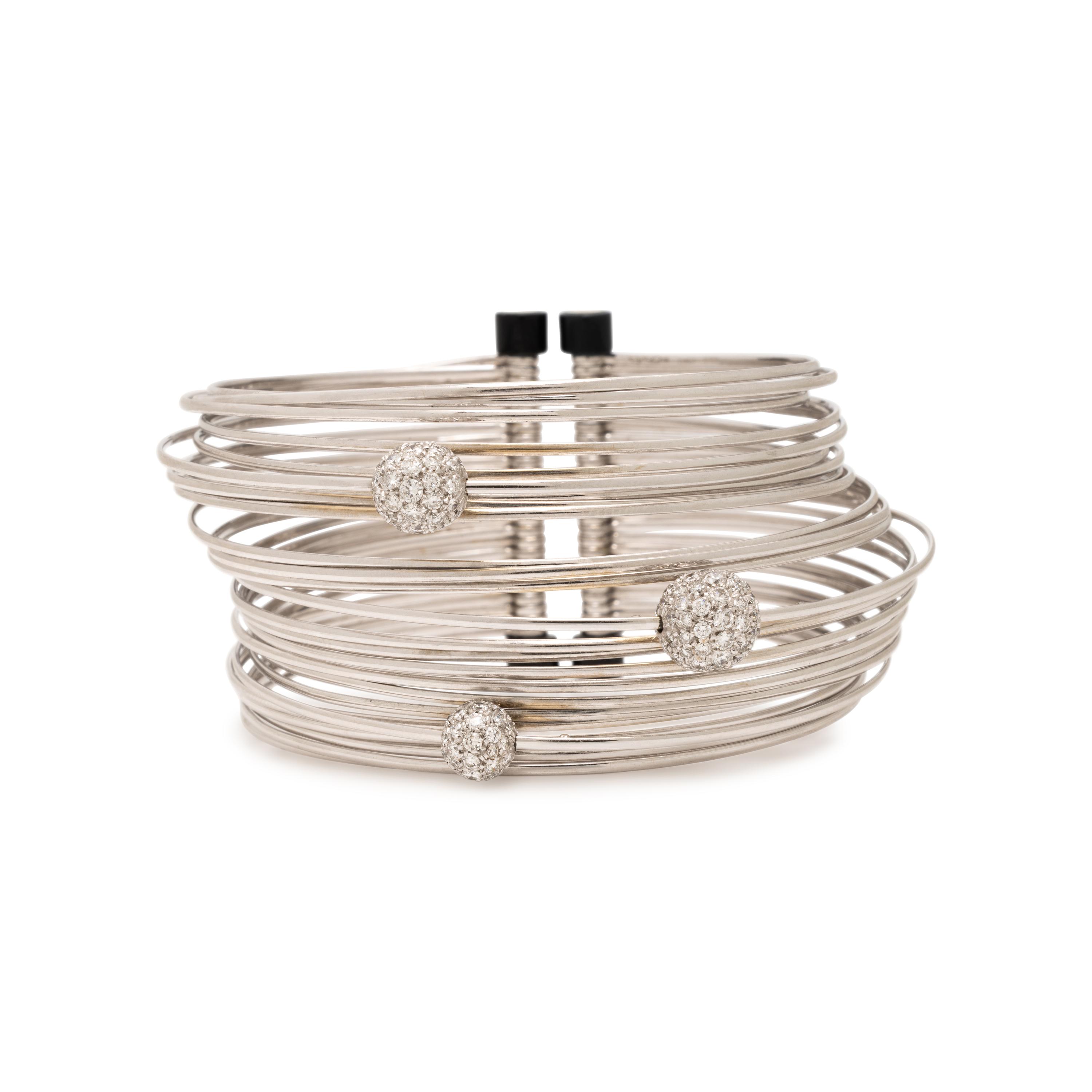 Scavia, 'Fil Soie', White Gold and Diamond Cuff Bracelet