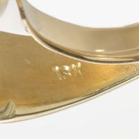 An 18K Yellow Gold and Pavé Diamond Ring