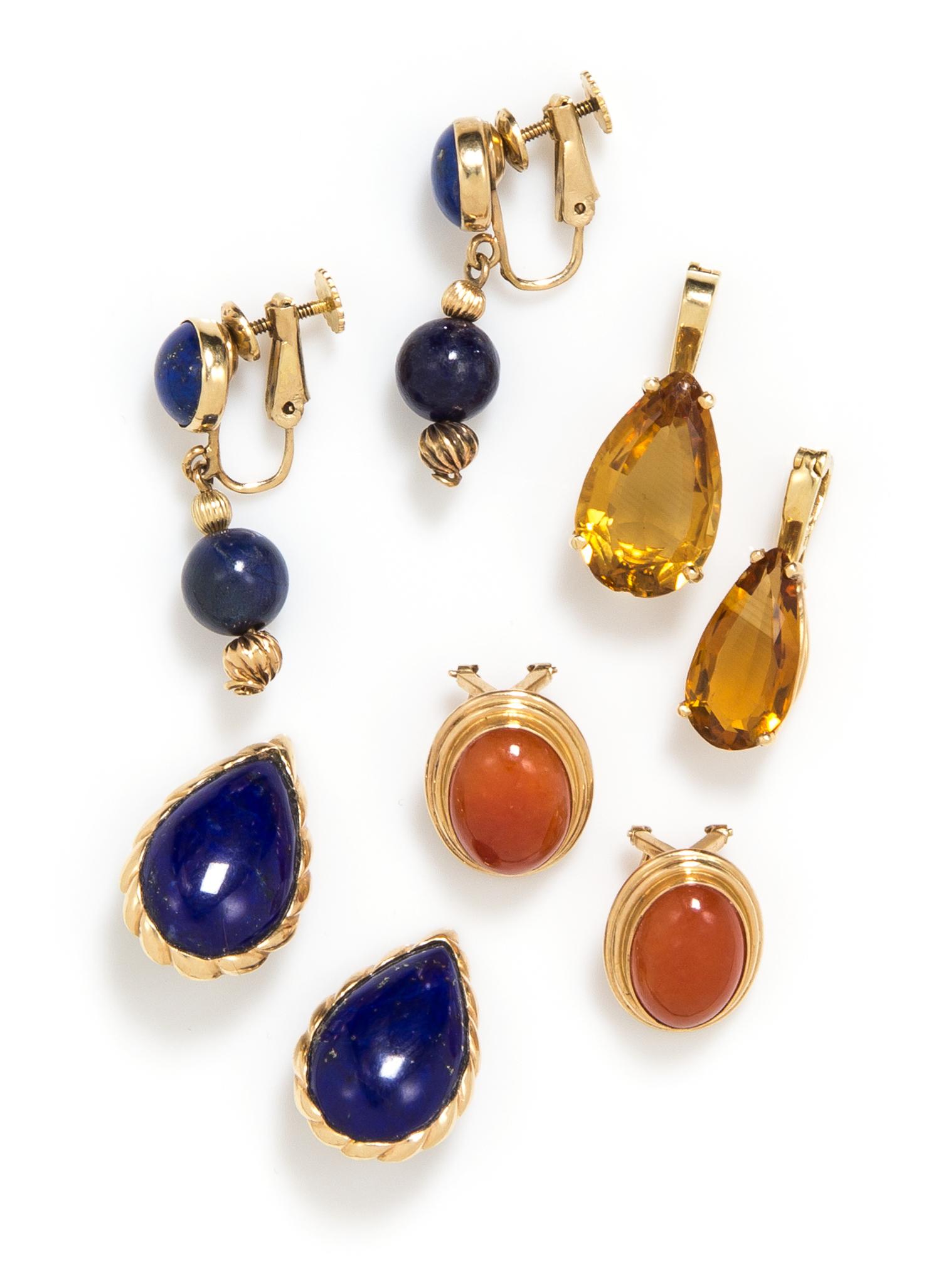 A Collection of 14 Karat Yellow Gold, Lapis Lazuli, Citrine and Agate Jewelry 20.60 dwts.