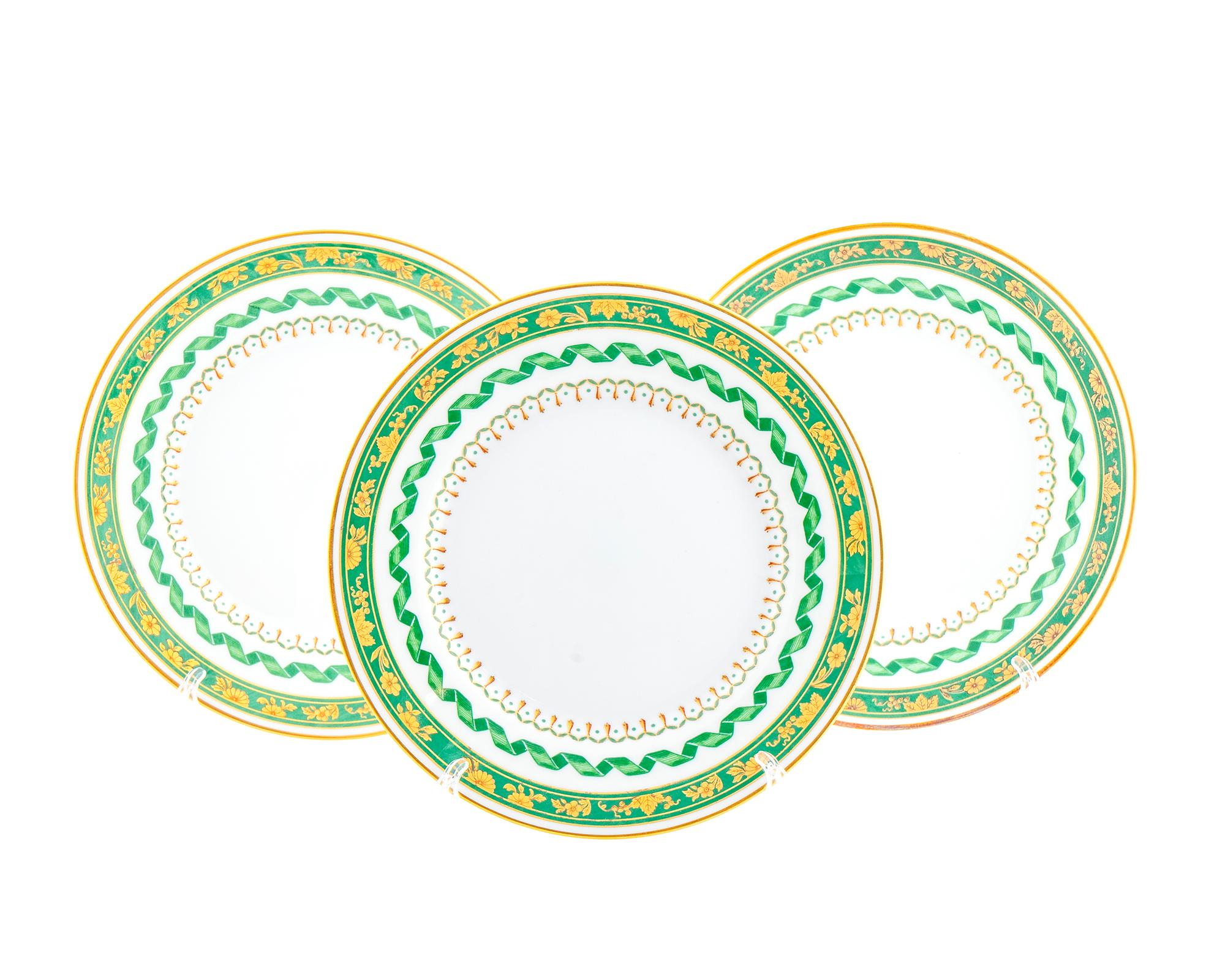 Sixteen Ginori Porcelain Salad Plates — 20TH CENTURY