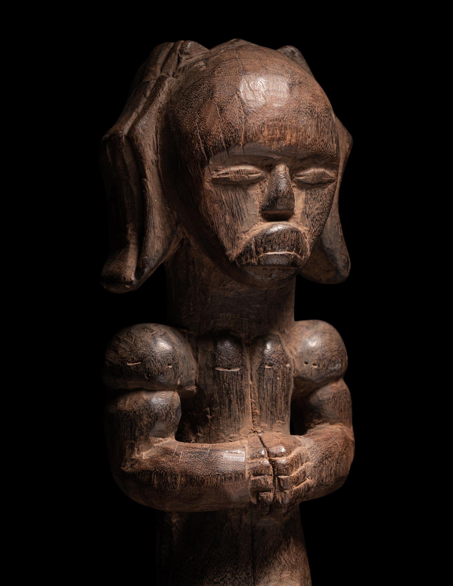 Four Fang Wood Figures