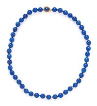 COLLECTION OF YELLOW GOLD AND LAPIS LAZULI JEWELRY