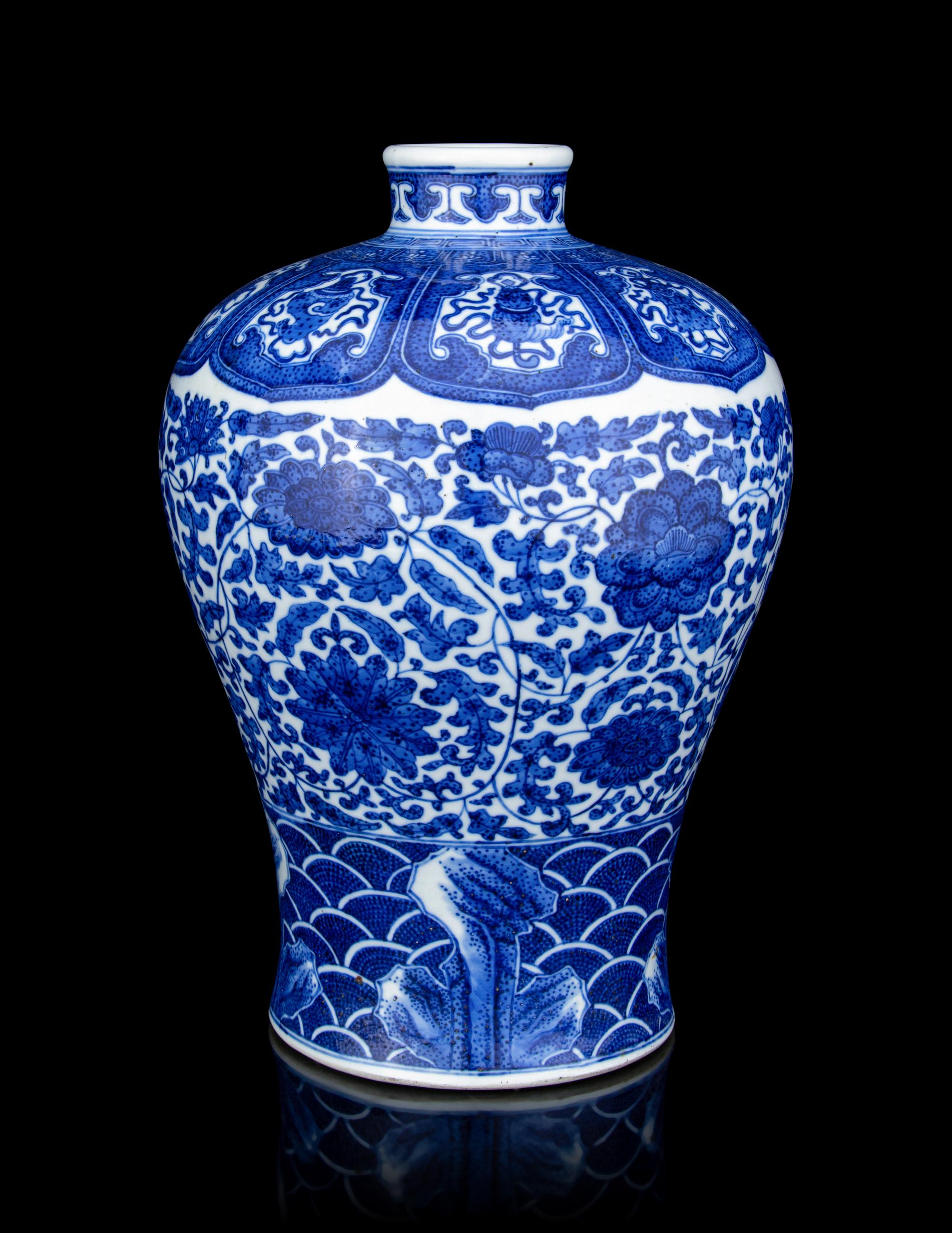 A Blue and White Porcelain Meiping Vase