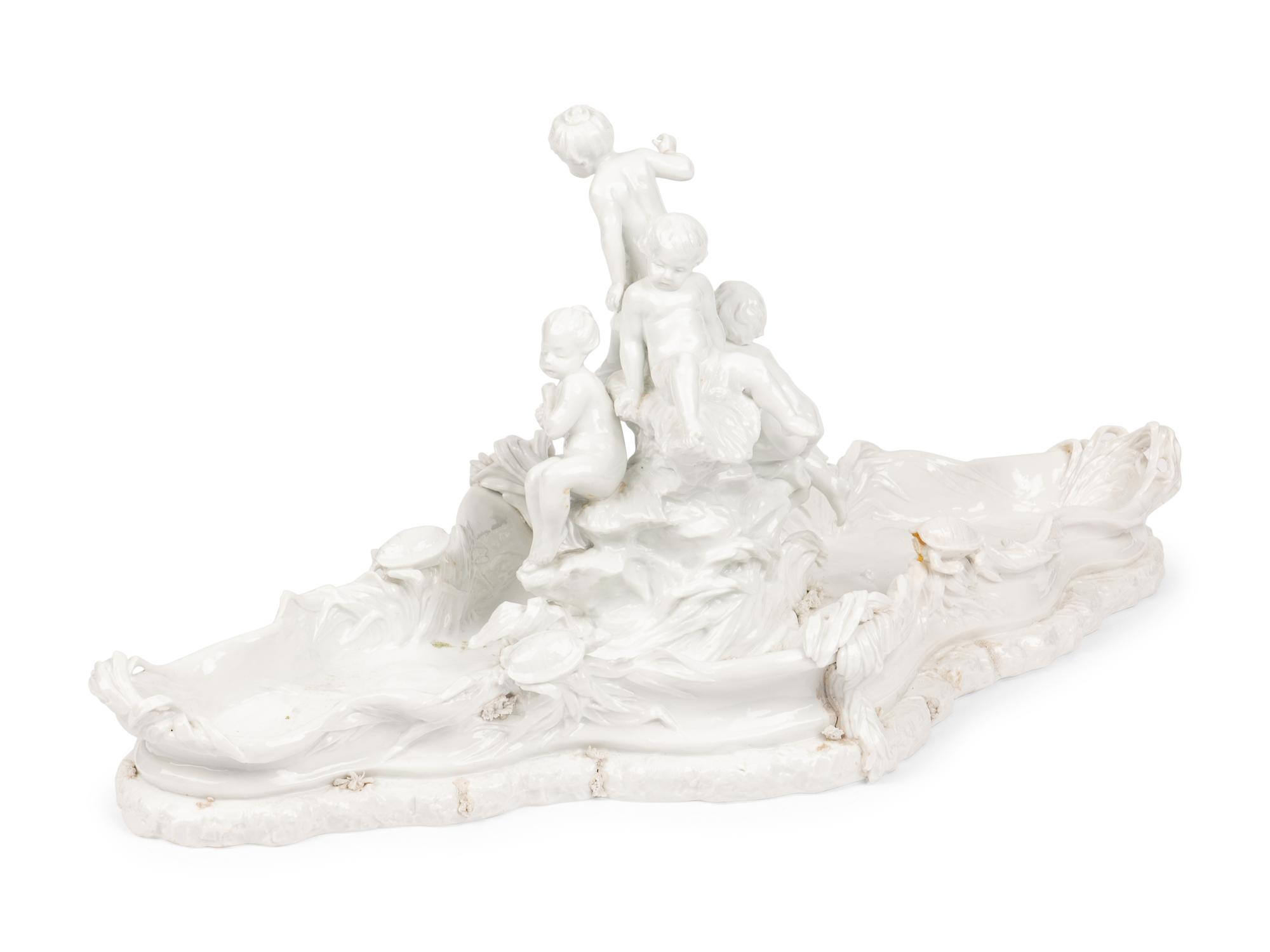 A Capodimonte Porcelain Table Centerpiece