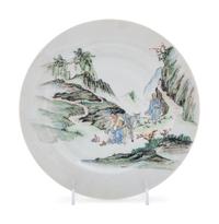 Eight Chinese Famille Rose Porcelain Articles