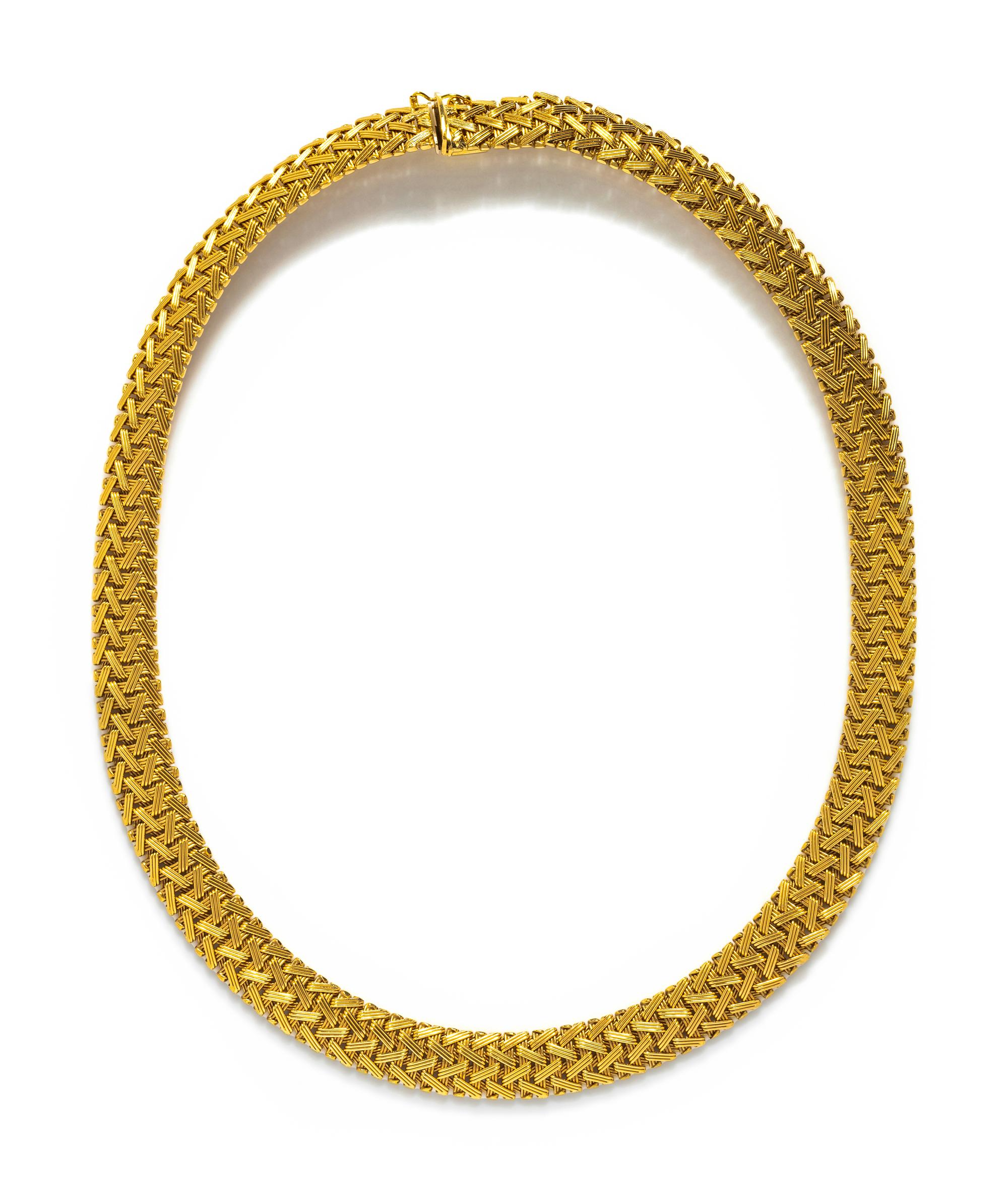 YELLOW GOLD NECKLACE