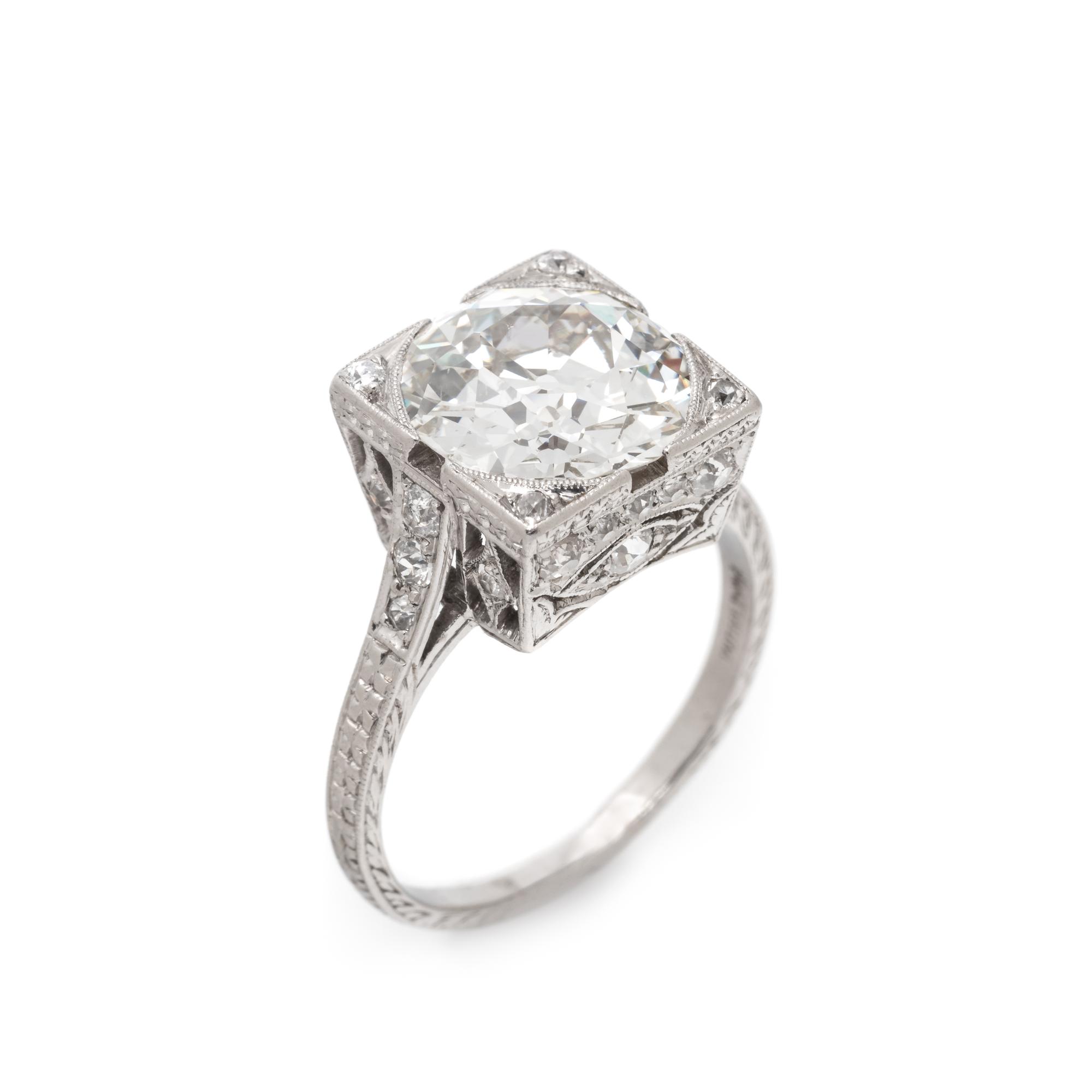 ART DECO, DIAMOND RING