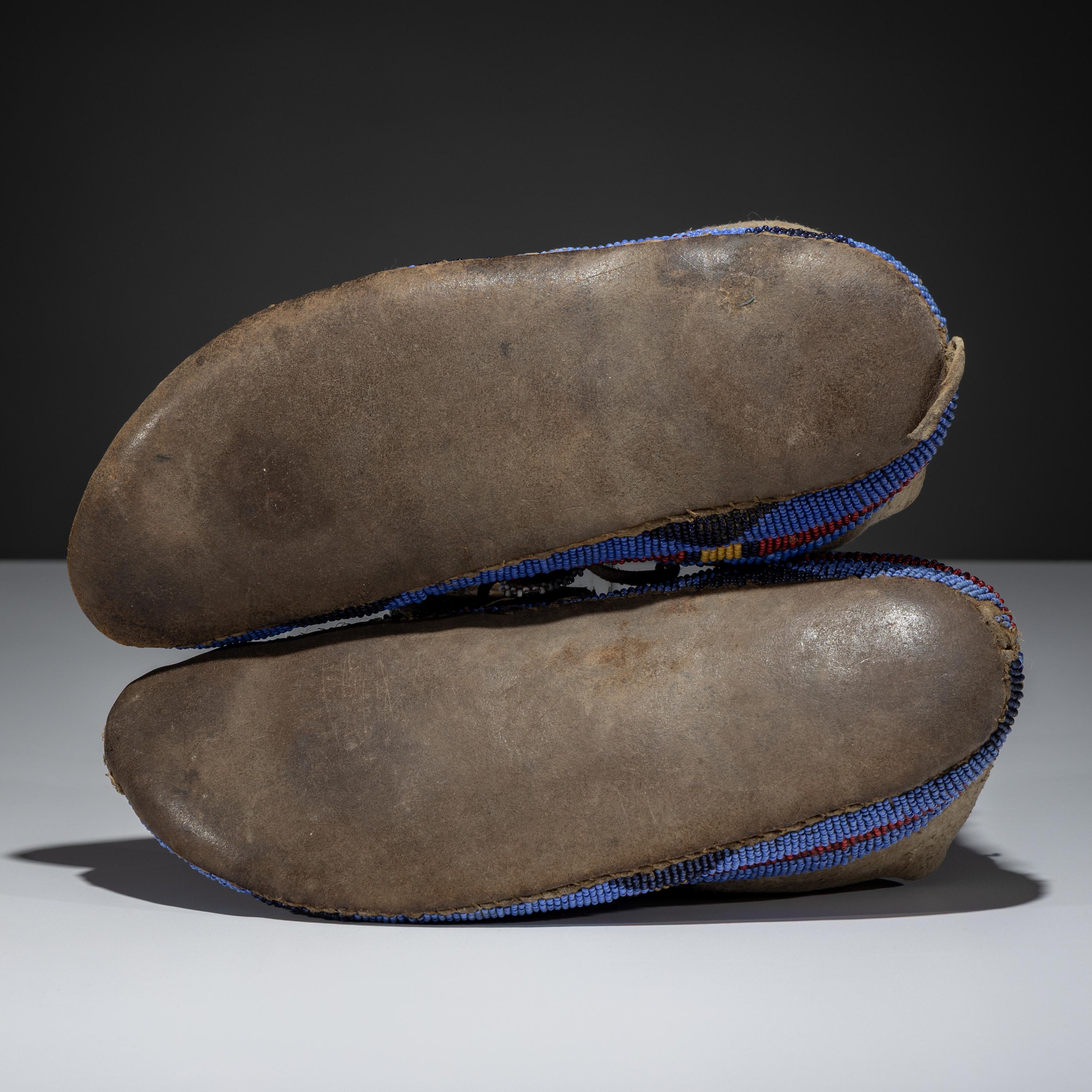 Apsáalooke [Crow] or Hidatsa Beaded Hide Moccasins