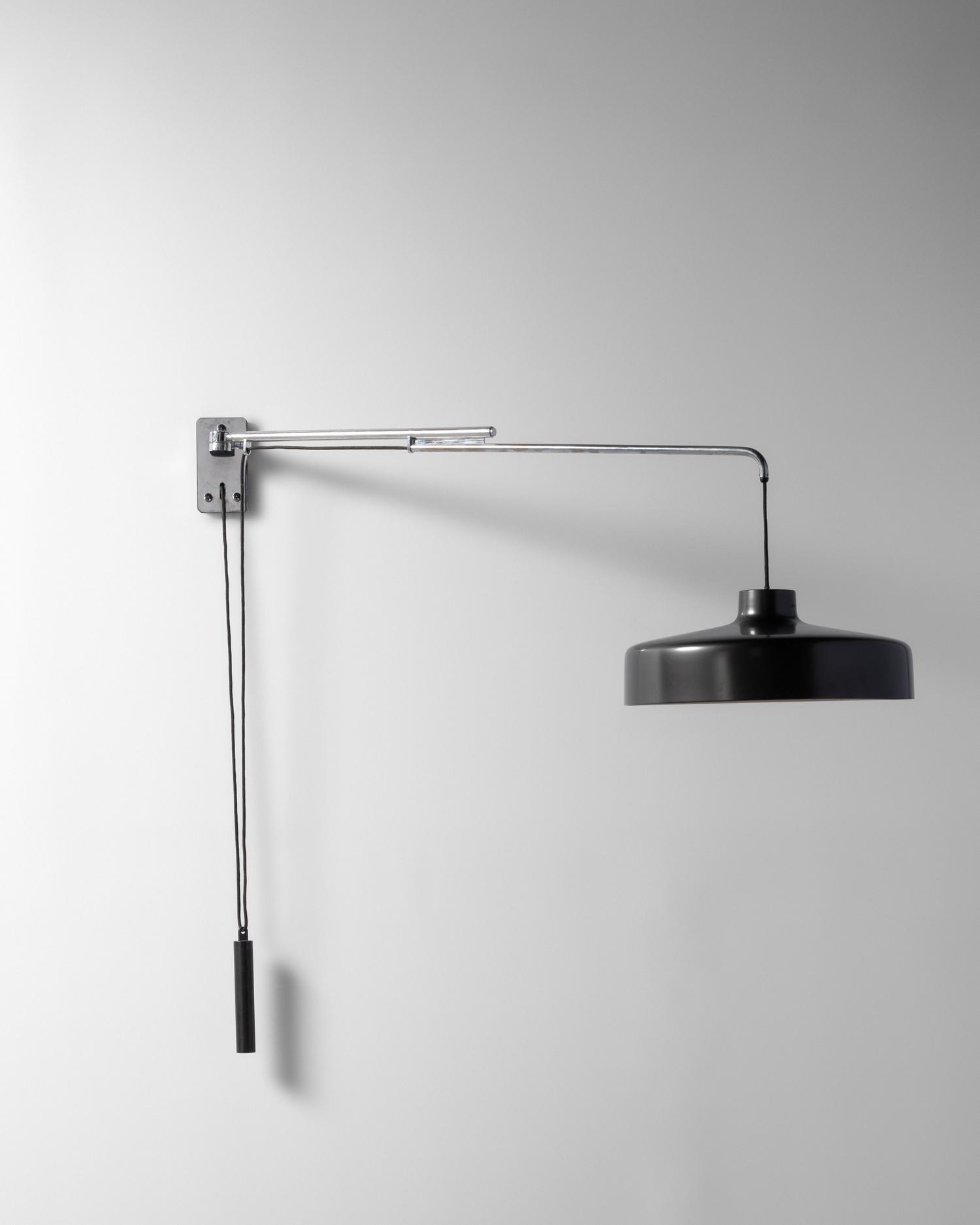 Adjustable Wall Lamp, model 194/n, c. 1950, Arteluce, Italy