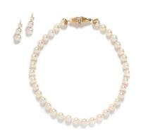 A Collection of 14 Karat Yellow Gold, Diamond and Cultured Pearl Jewelry, 40.70 dwts.