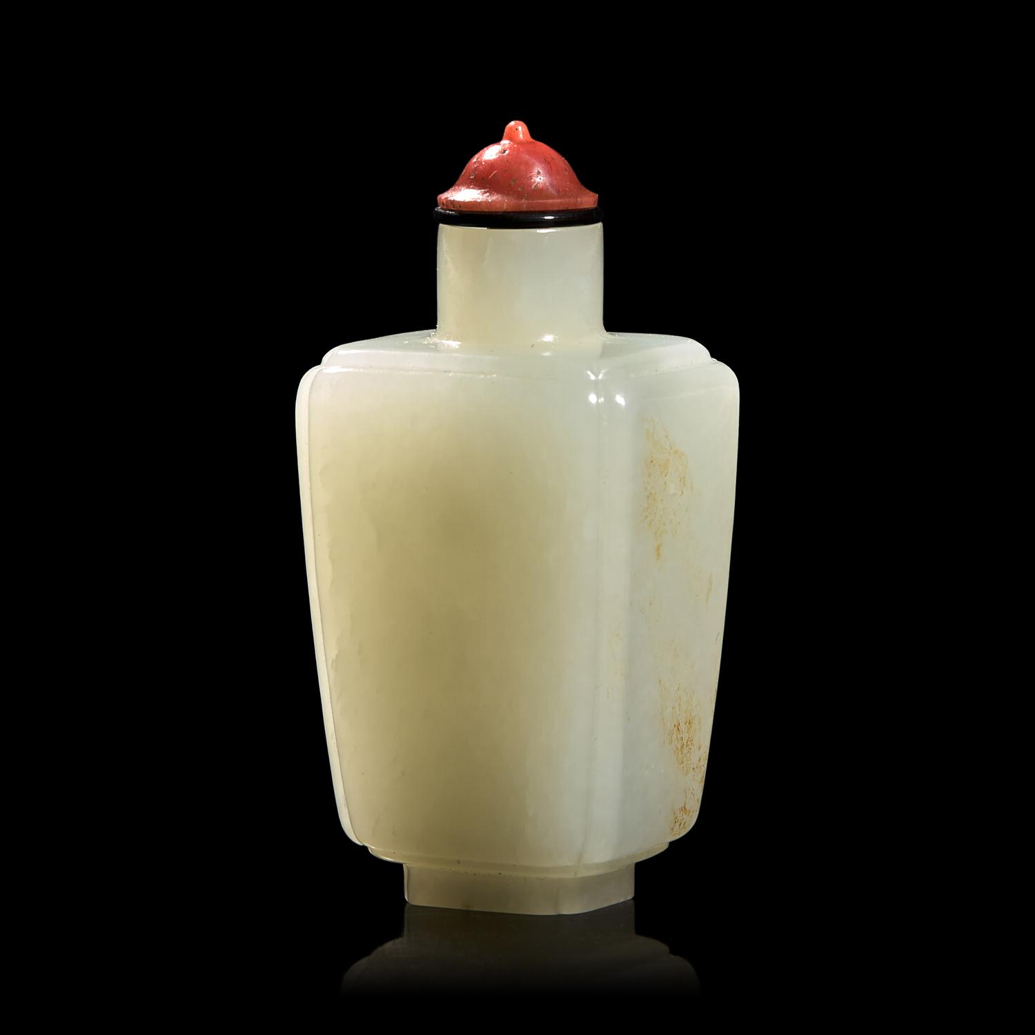 A Chinese White Jade Tapered Rectangular Snuff Bottle