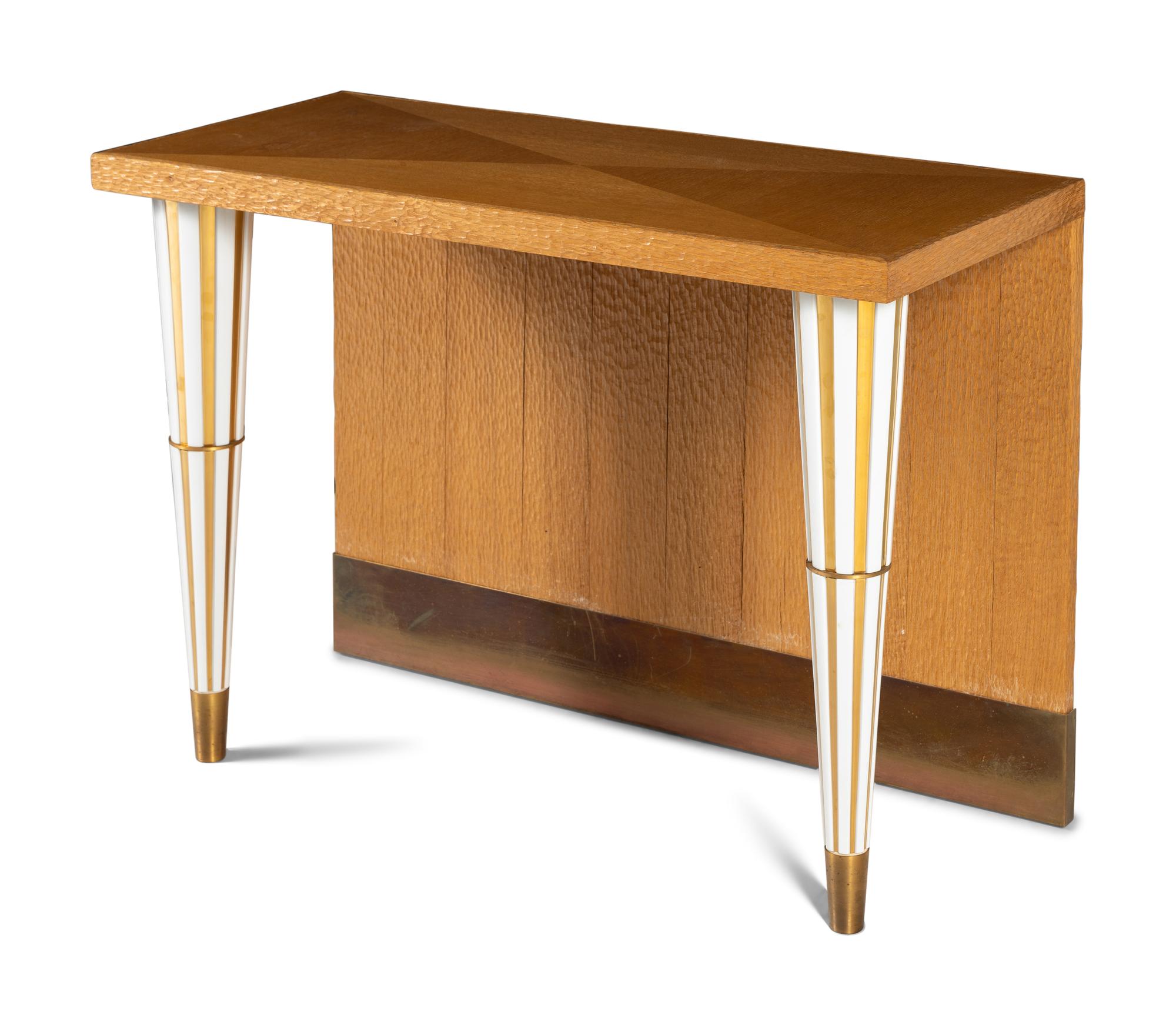 Park Avenue Console Table Bernardaud, 2010