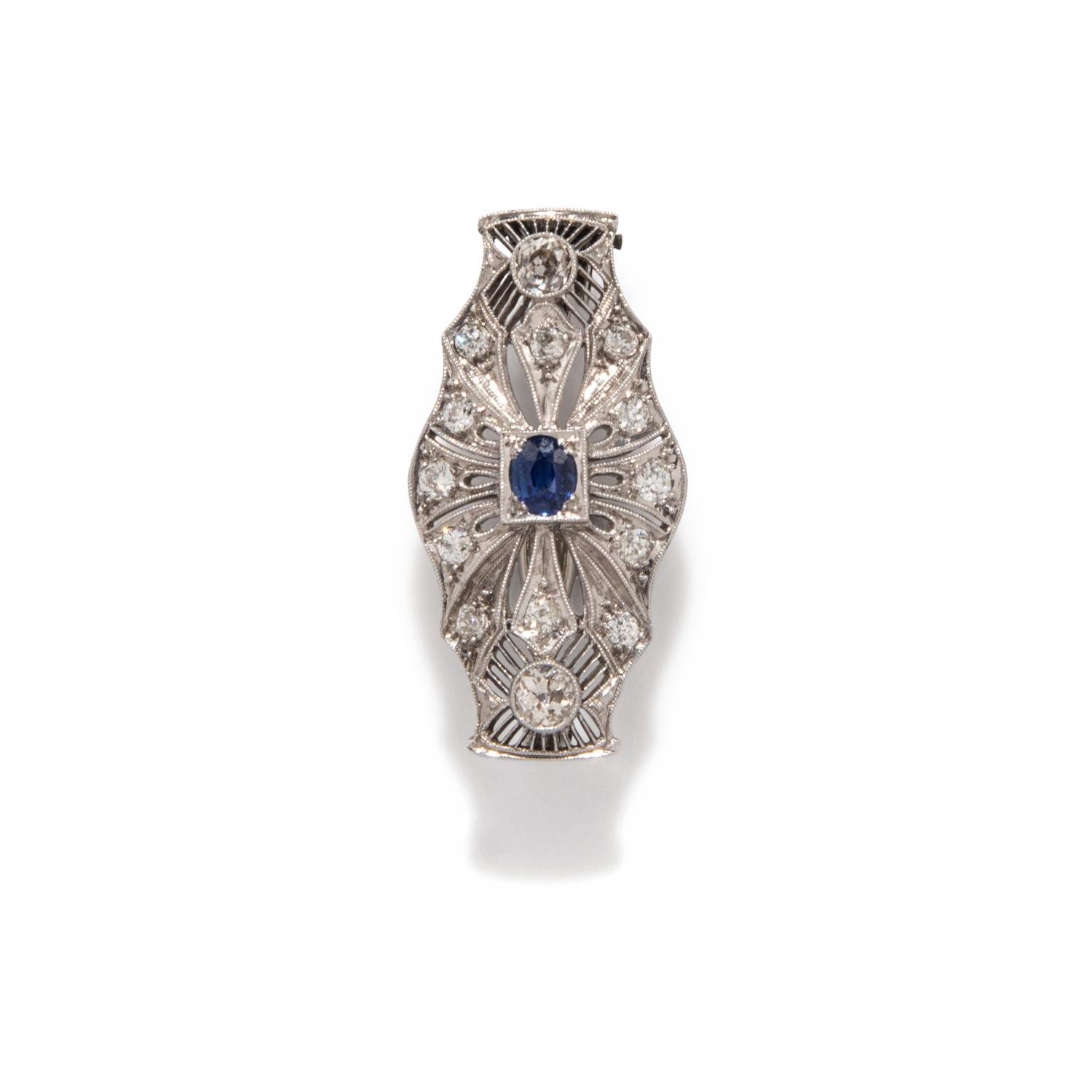ART DECO, DIAMOND AND SAPPHIRE PENDANT BROOCH
