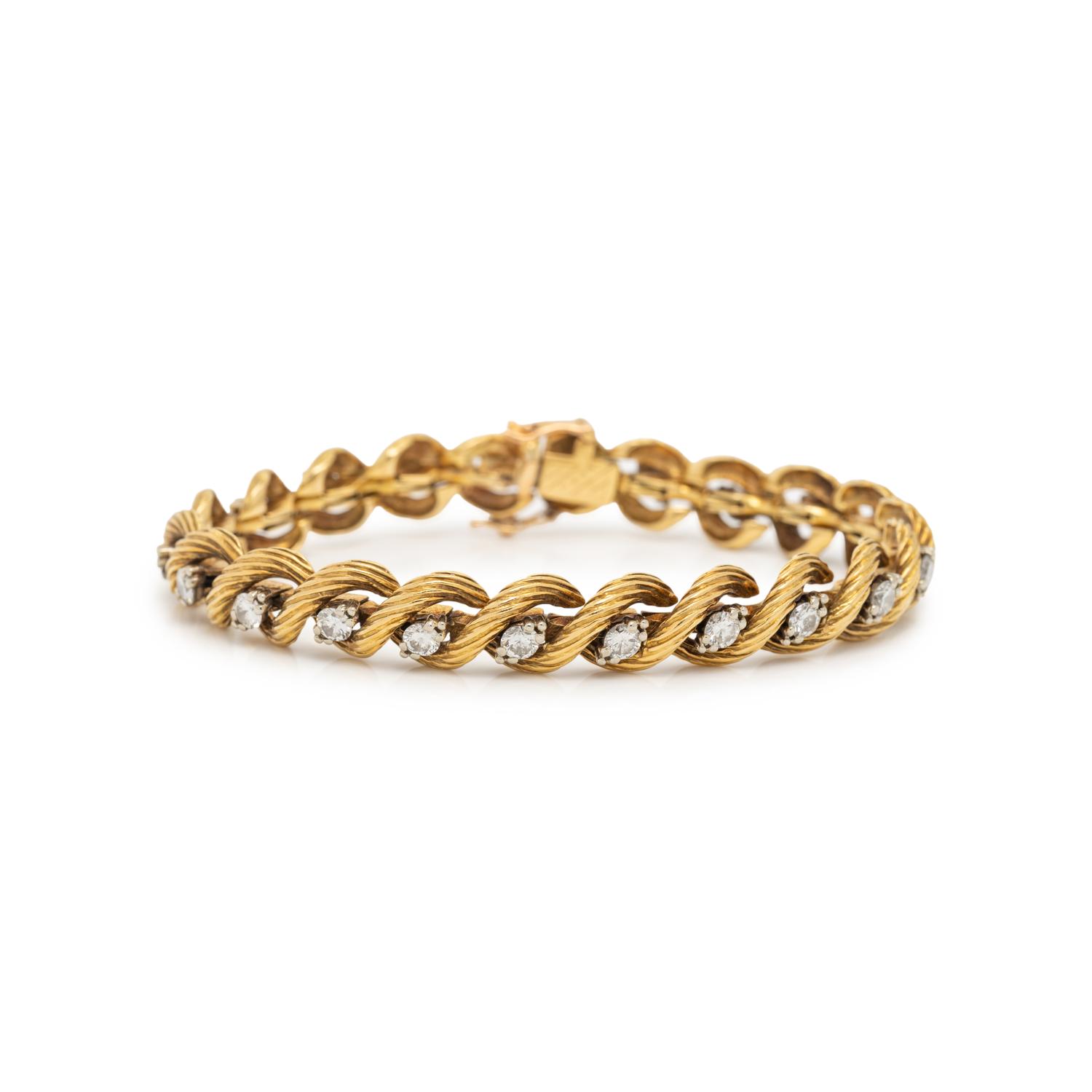 YELLOW GOLD AND DIAMOND BRACELET