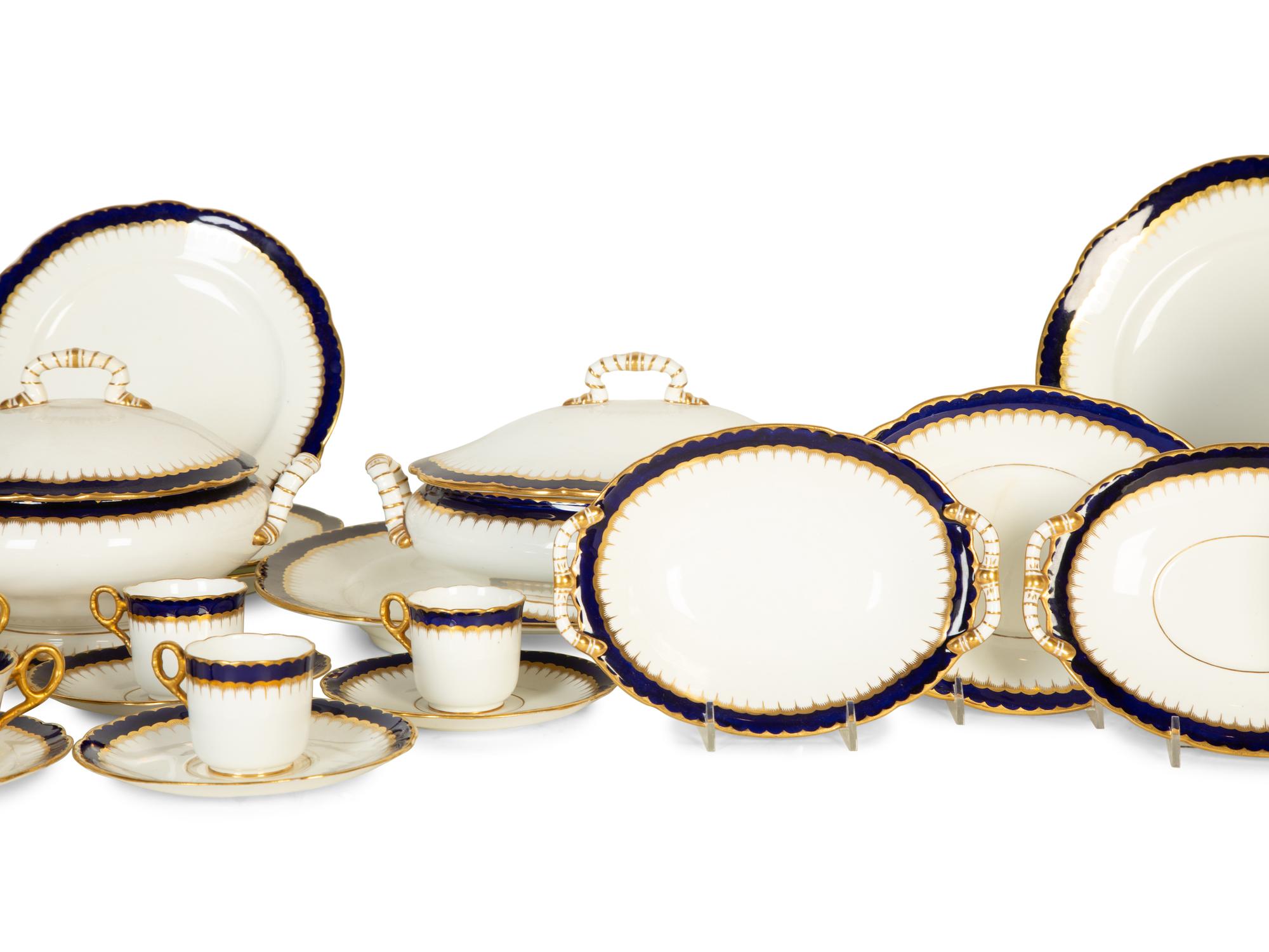 A Coalport Porcelain Dinner Service — 20th Century