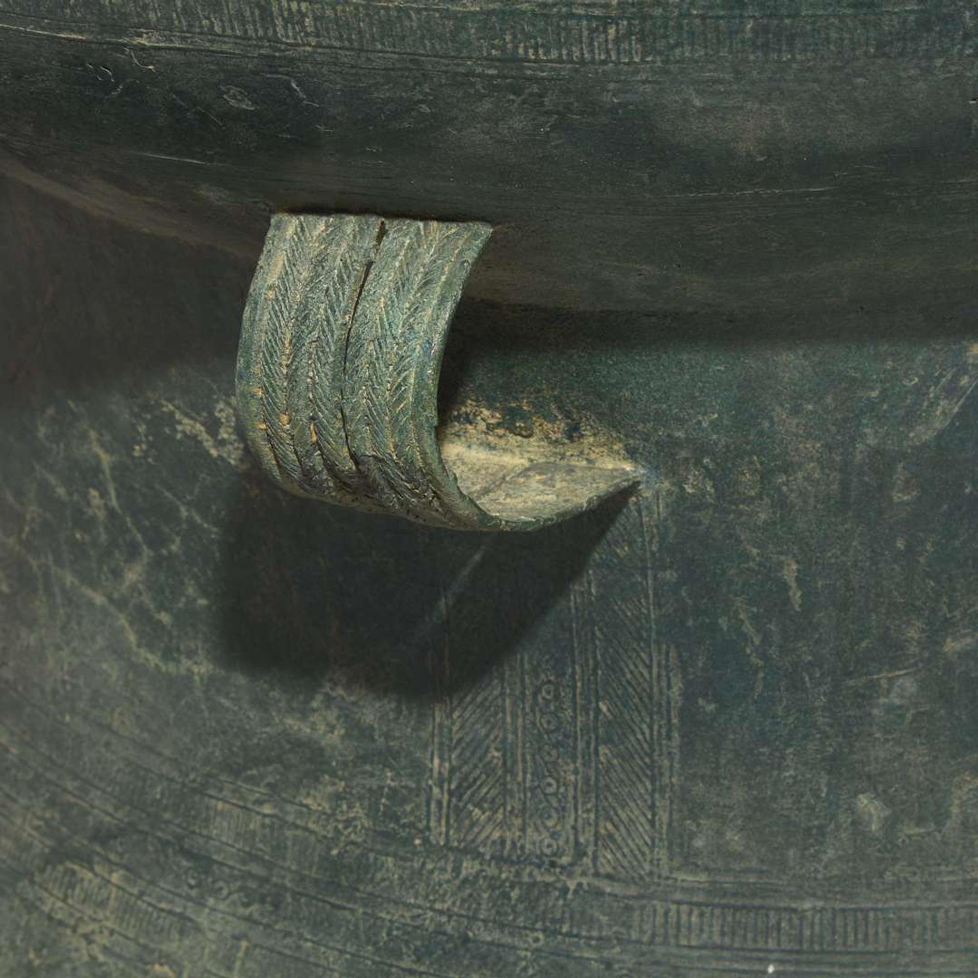 A rare and unusually large Vietnamese bronze drum, Heger type I style 越南青銅大鼓 Dong Son Culture, circa 500 to 300 B.C. ???? ???500????300?