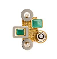An 18 Karat Yellow Gold, Enamel, Emerald and Diamond Ring, 15.70 dwts.