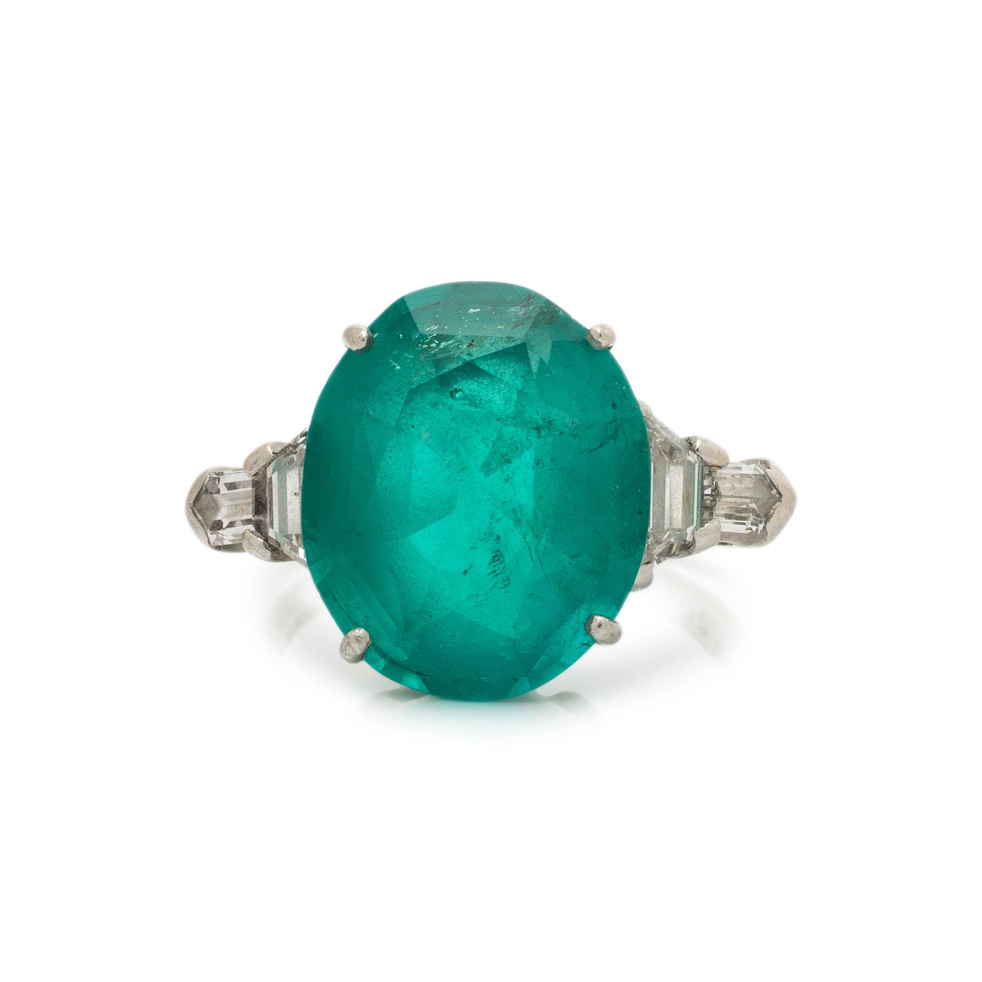 SHREVE & COMPANY, COLOMBIAN EMERALD AND DIAMOND RING