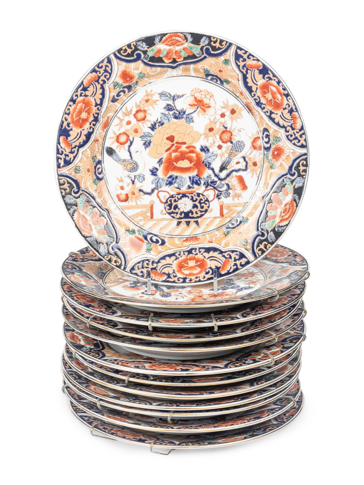 Twelve Japanese Imari Porcelain Plates