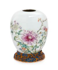 A Chinese Famille Rose Porcelain Jar
