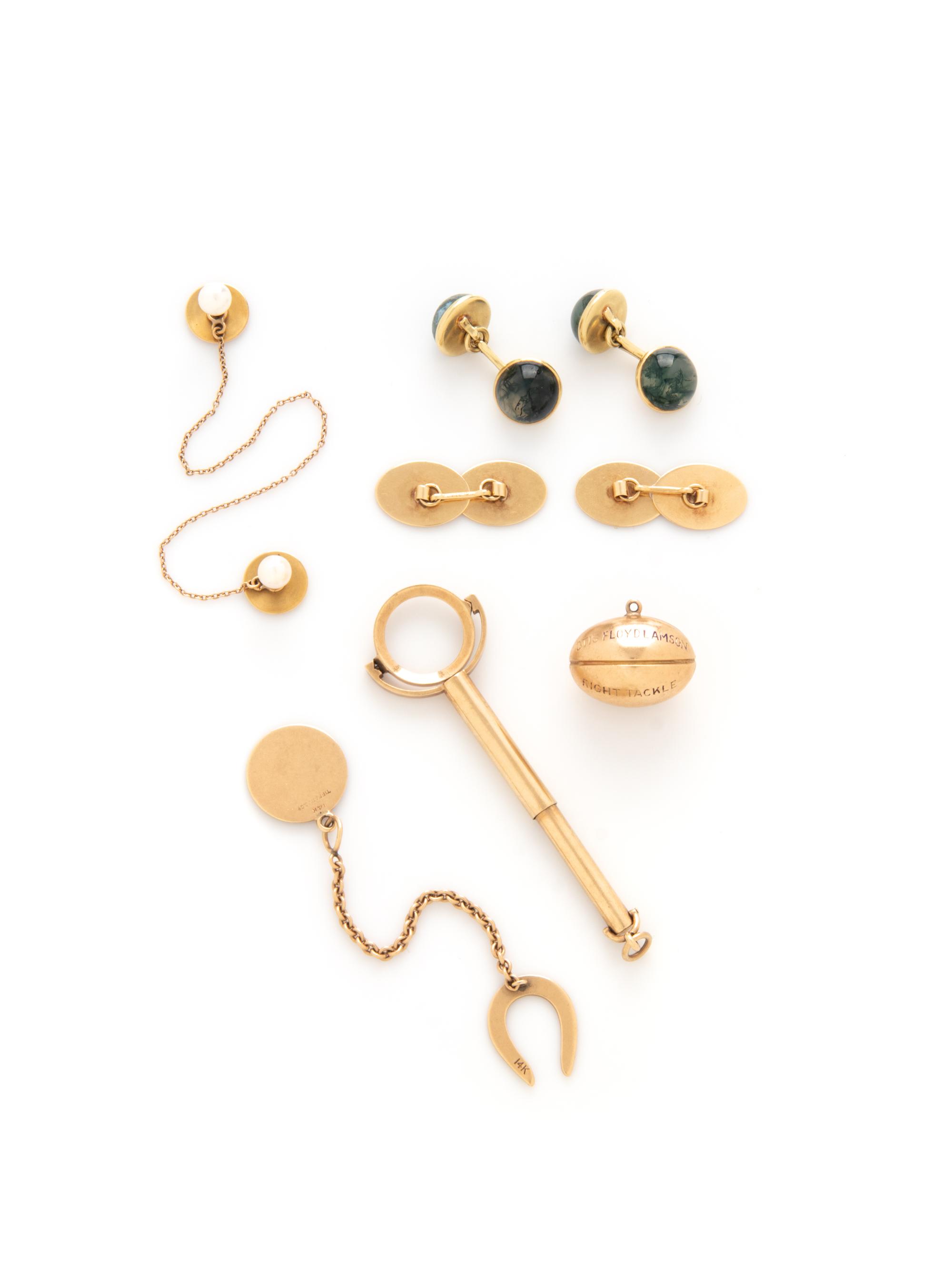 COLLECTION OF GENTLEMAN'S ACCESSORIES