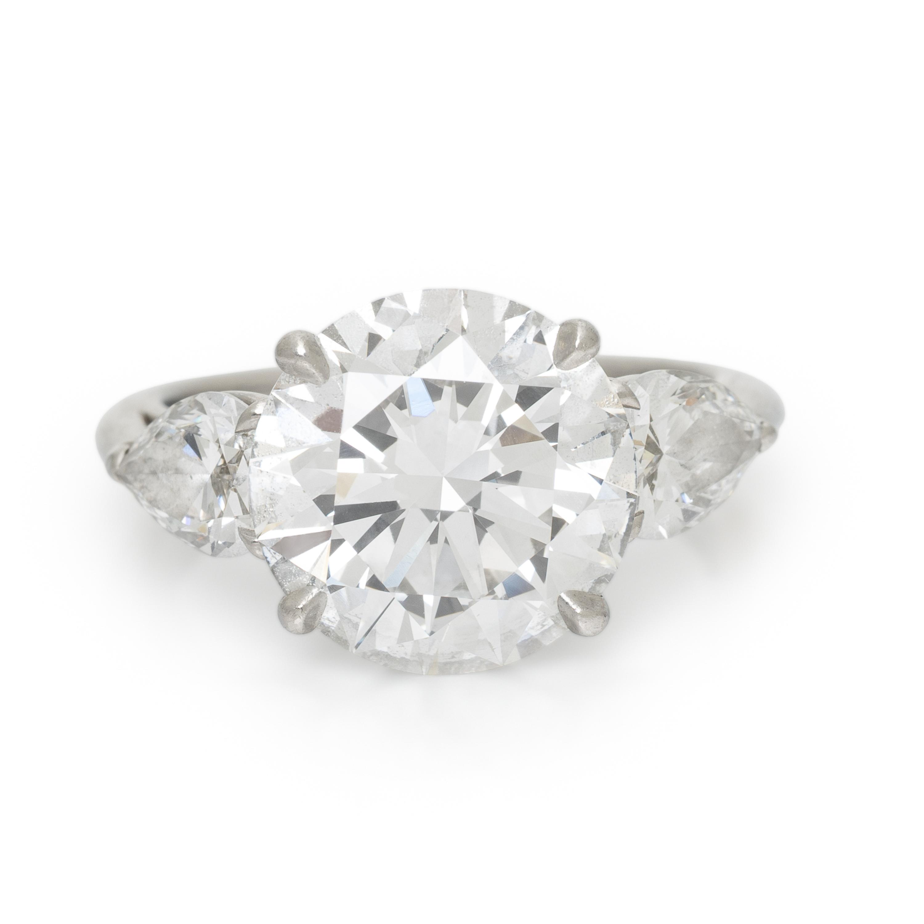 TIFFANY & CO., DIAMOND AND PLATINUM RING