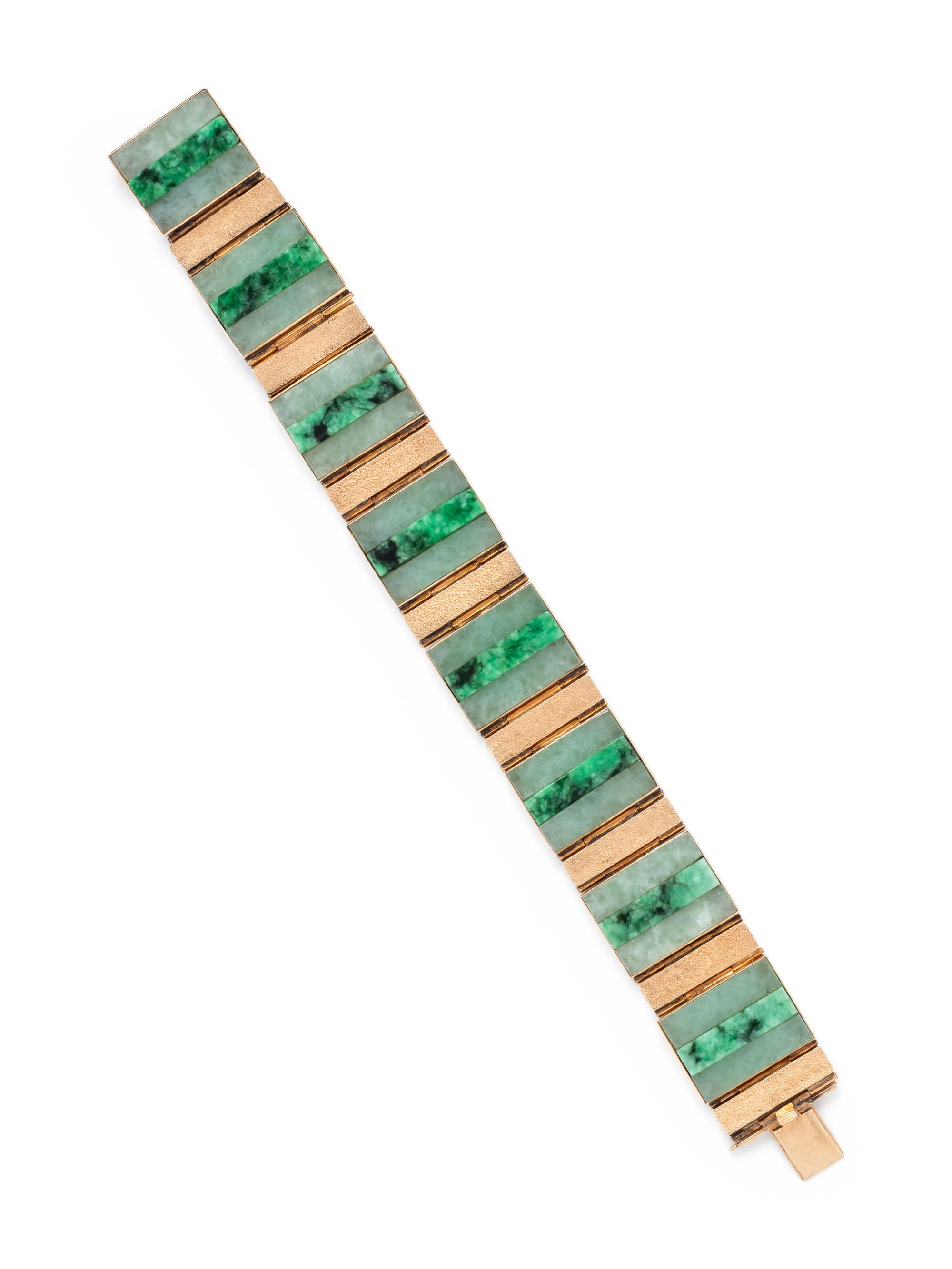 YELLOW GOLD AND JADE BRACELET