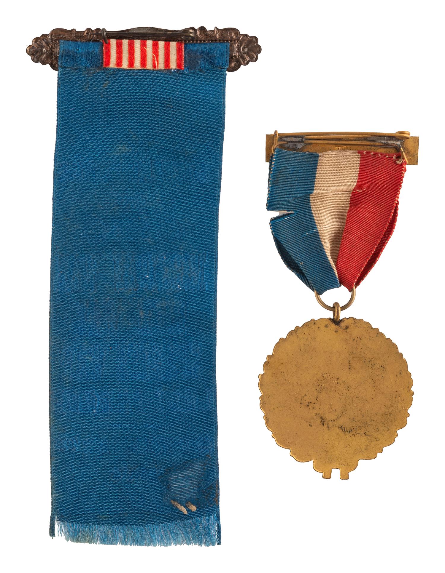 [CIVIL WAR - VETERAN ORGANIZATIONS]. Battle flag of Ohio parade ribbon and badge.