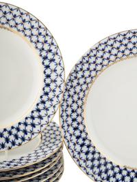 A Lomonosov Porcelain Dinner Service