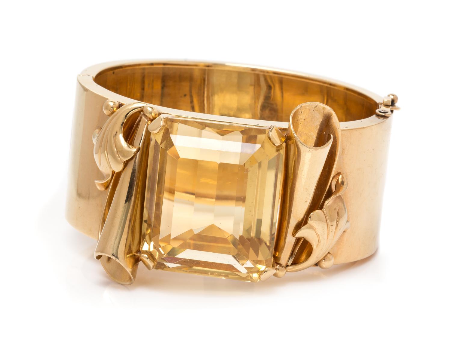 A Retro Yellow Gold and Citrine Bangle Bracelet, 56.60 dwts.