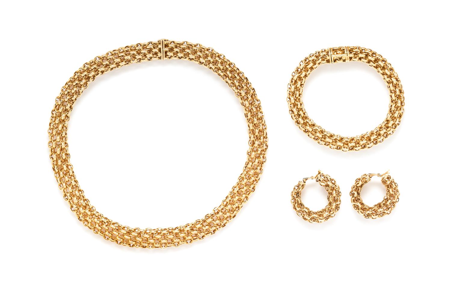 An 18 Karat Yellow Gold Demi Parure, Van Cleef & Arpels, 184.60 dwts.