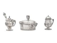 An Assembled Group of Sterling Silver and Coin Silver Tablewares in the "Medallion" Pattern, Various Makers, Late 19th Century